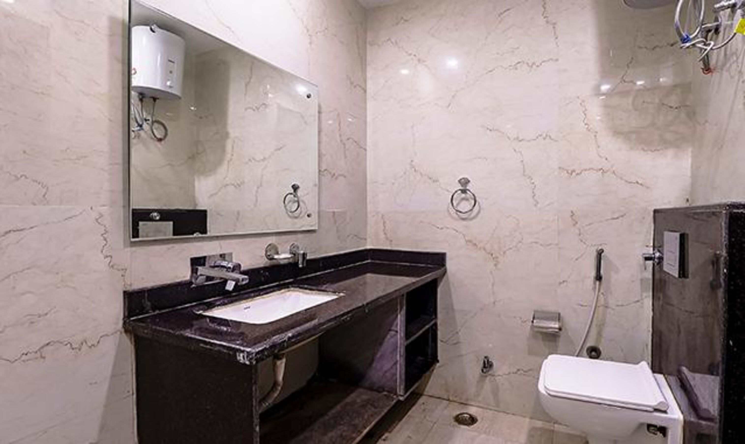 Swess Grand Fabhotel