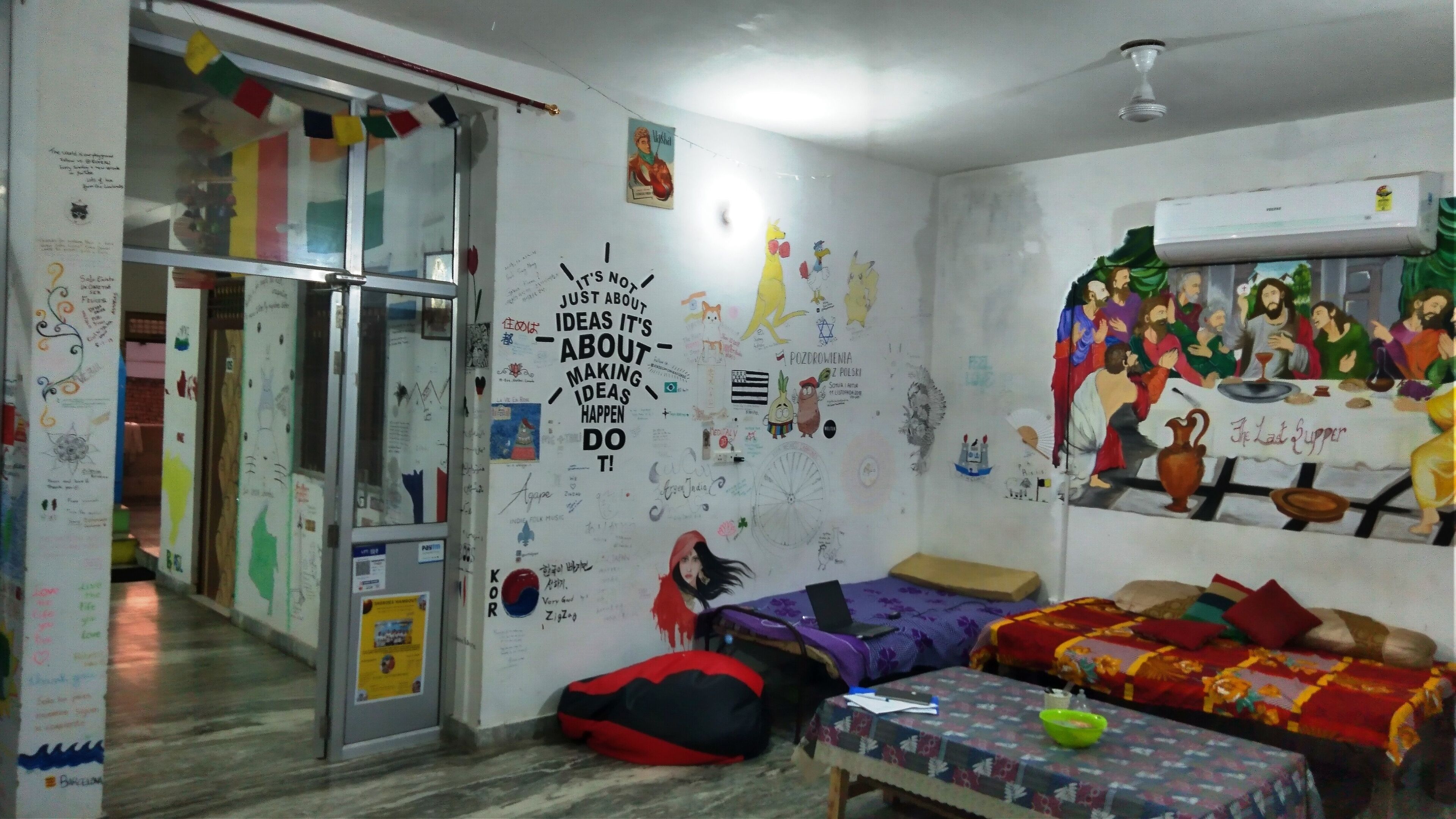 Zigzag Hostel