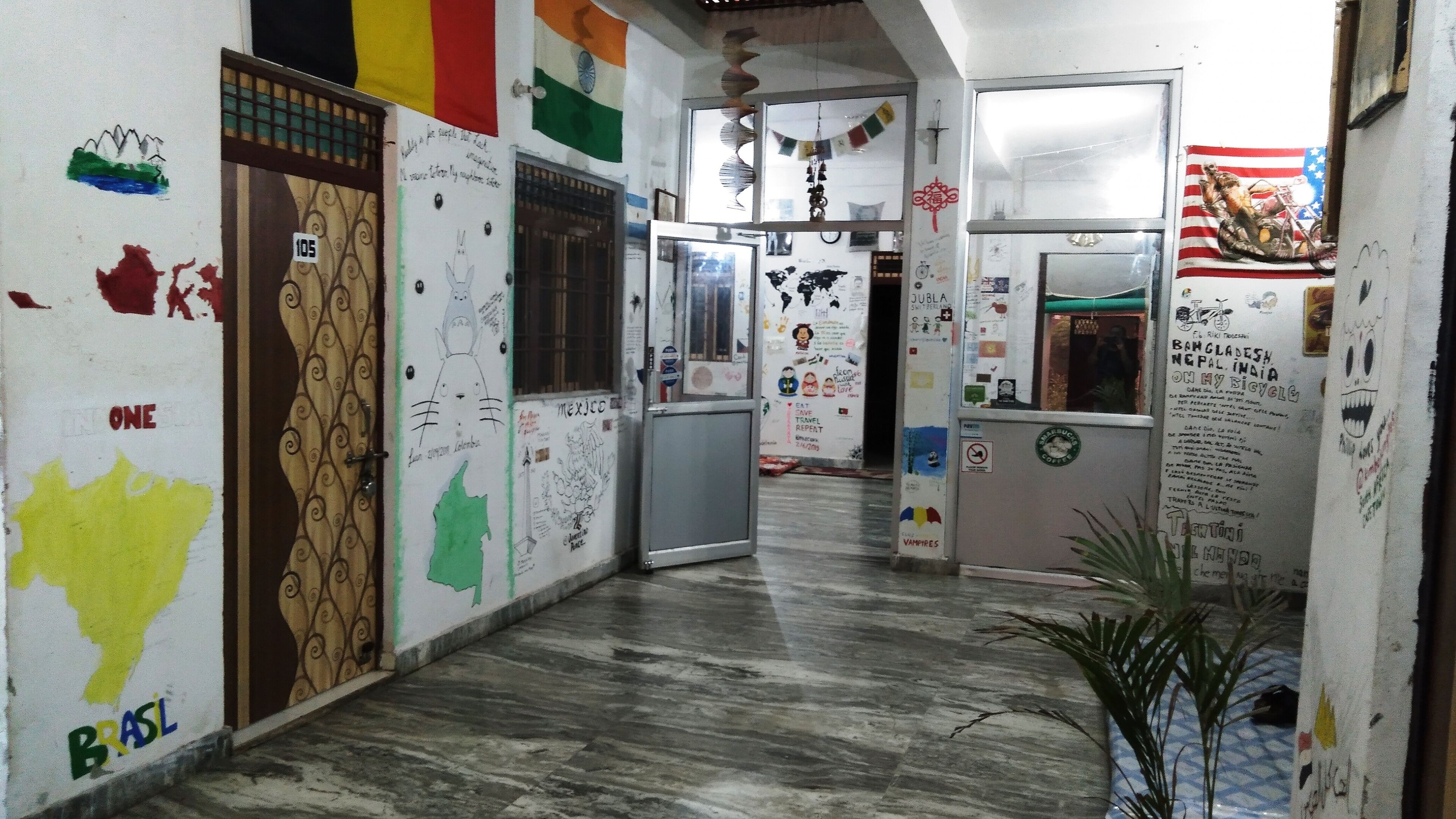 Zigzag Hostel