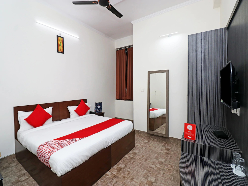 Anand Mangal Hotel by OYO Rooms