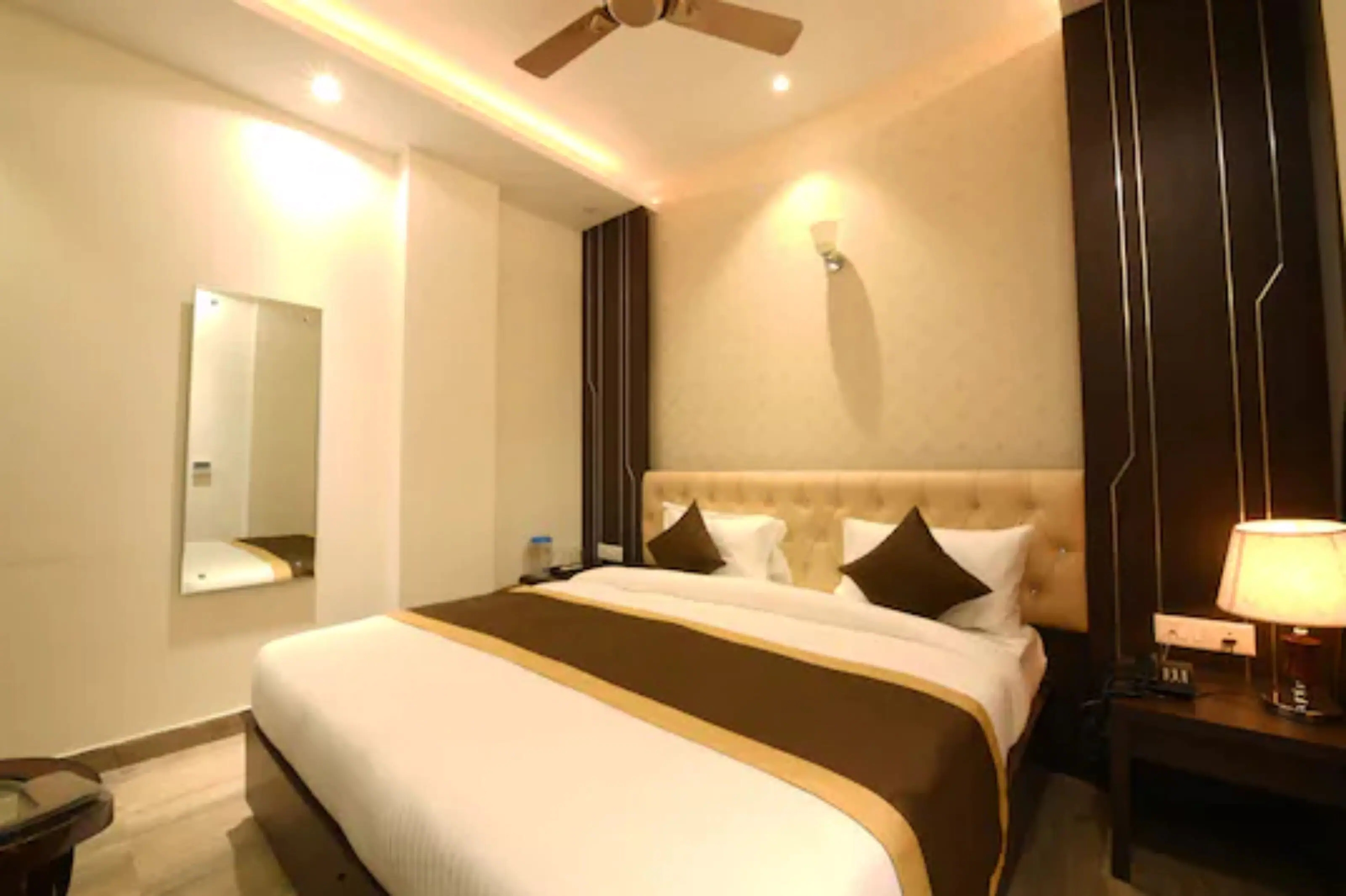 V Grand Bareilly by Goroomgo