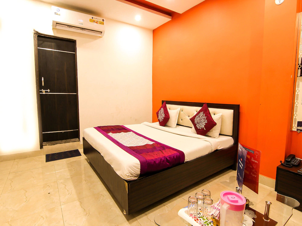 Oyo Flagship Bridge View Hotel