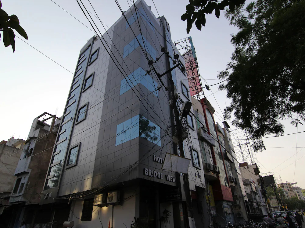 Oyo Flagship Bridge View Hotel