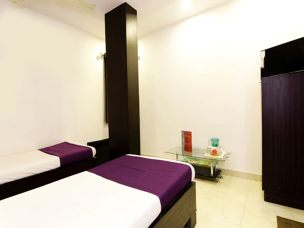 Oyo Flagship Bridge View Hotel