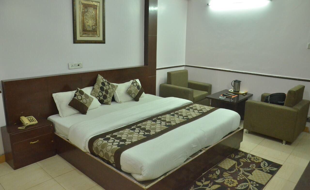 Mayfair Inn by Fabhotel