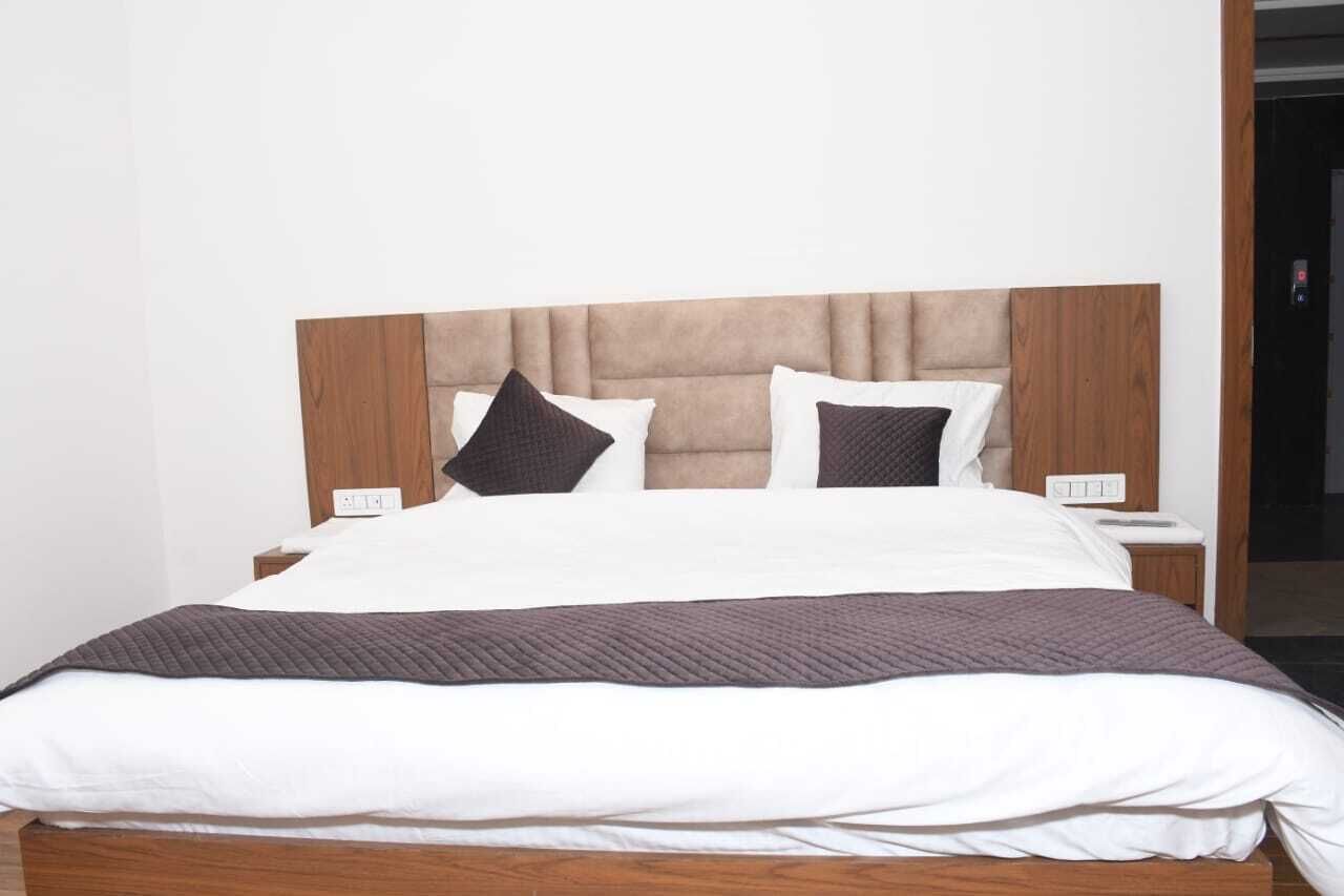 Fabhotel Prime Swarn Bhoomi