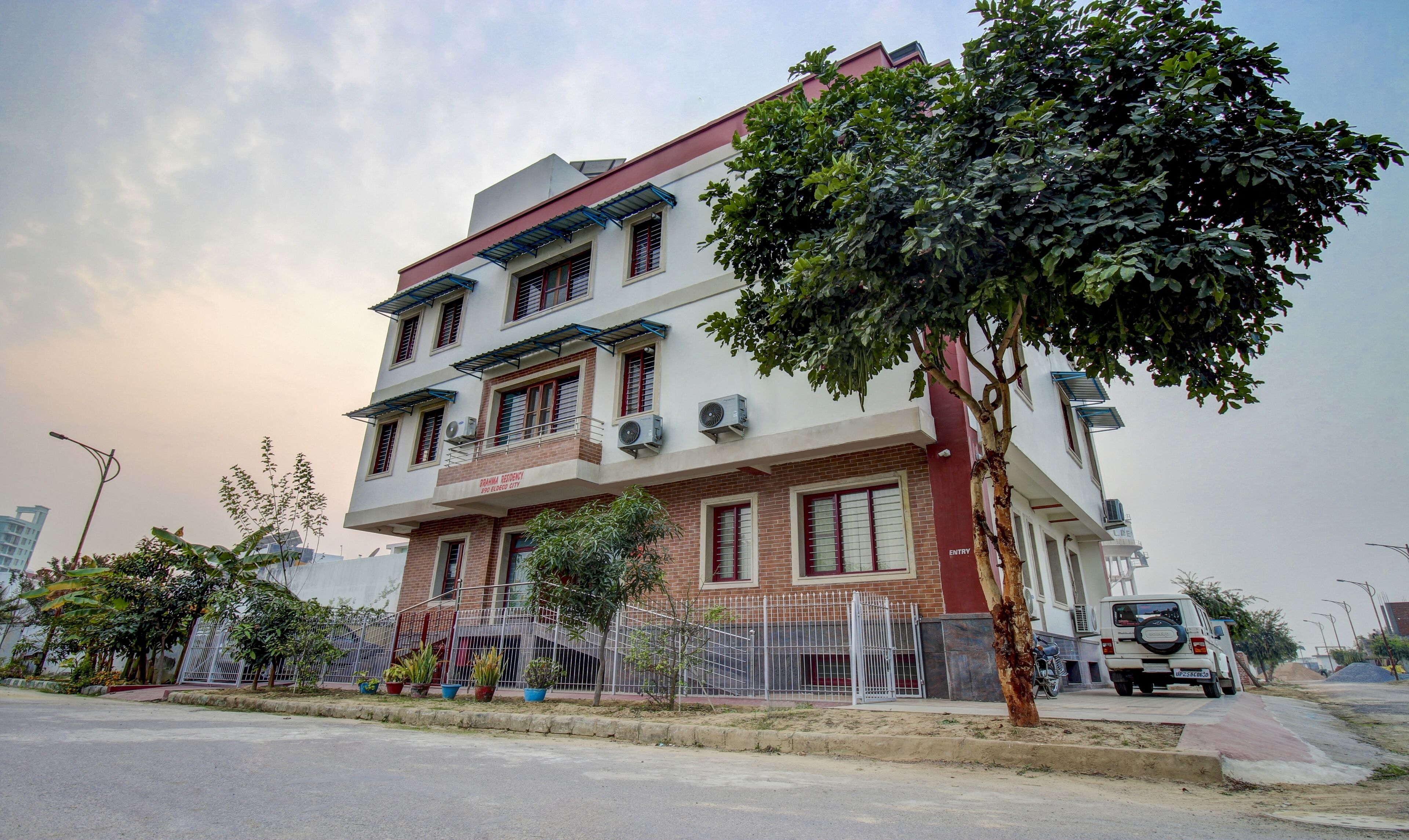 Awadh Villa by Treebo Hotels