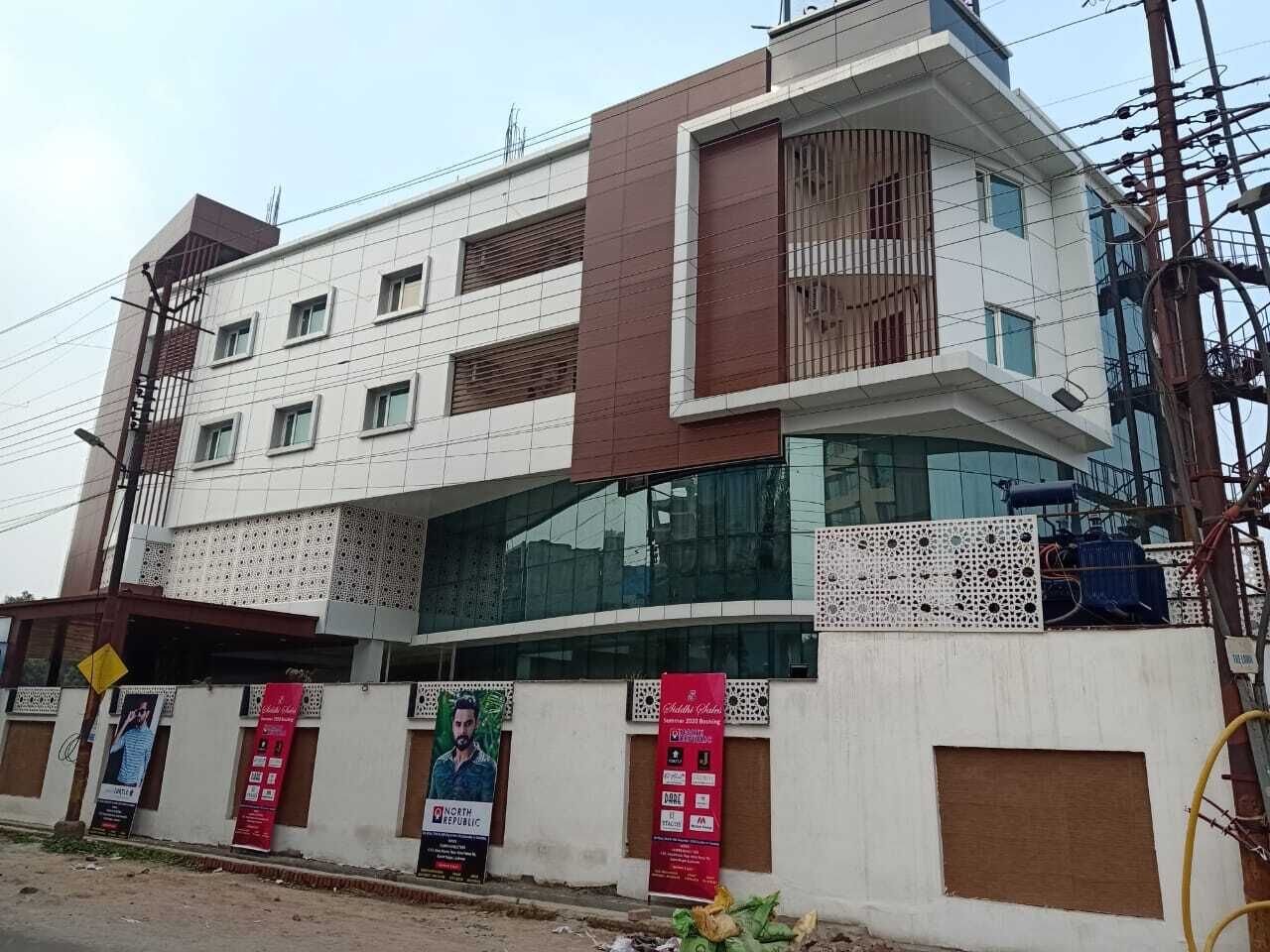 Clarks Collection Lucknow Gomti Nagar