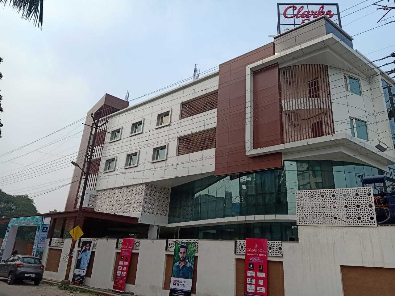 Clarks Collection Lucknow Gomti Nagar