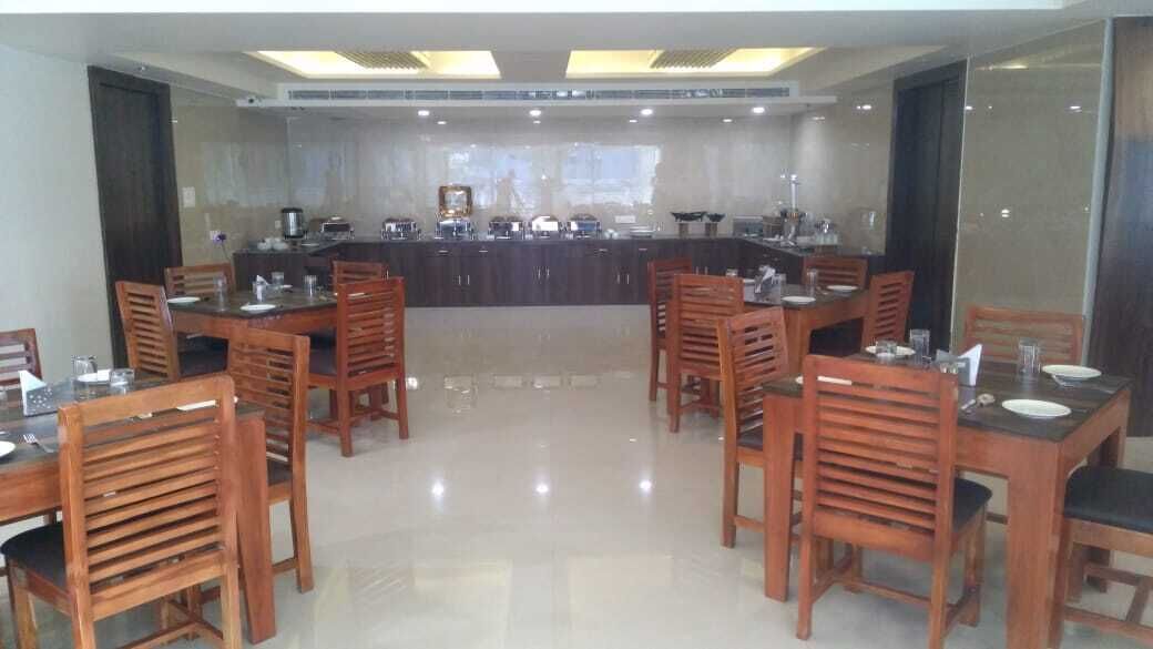 Clarks Collection Lucknow Gomti Nagar