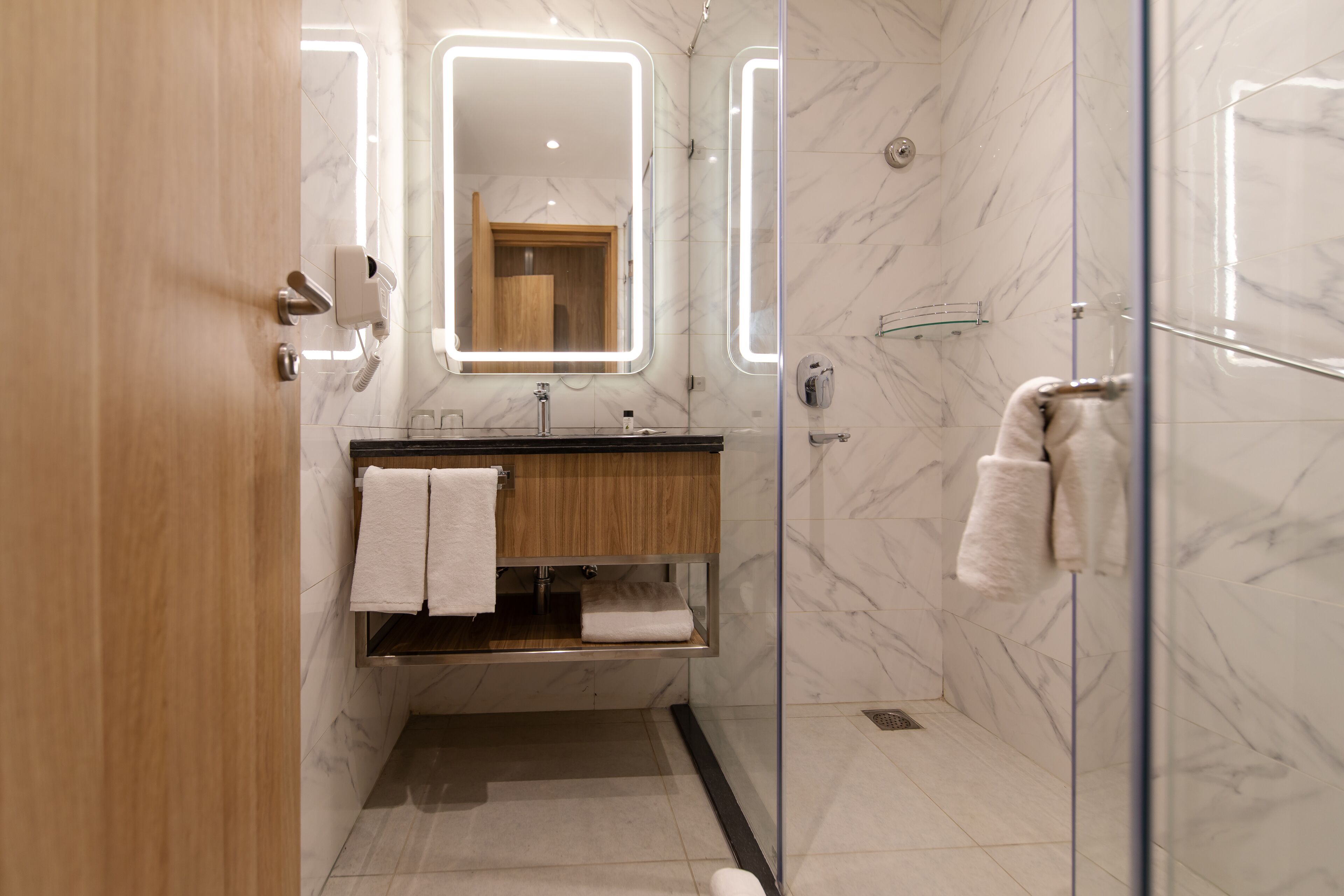 Hometel Alambagh Lucknow