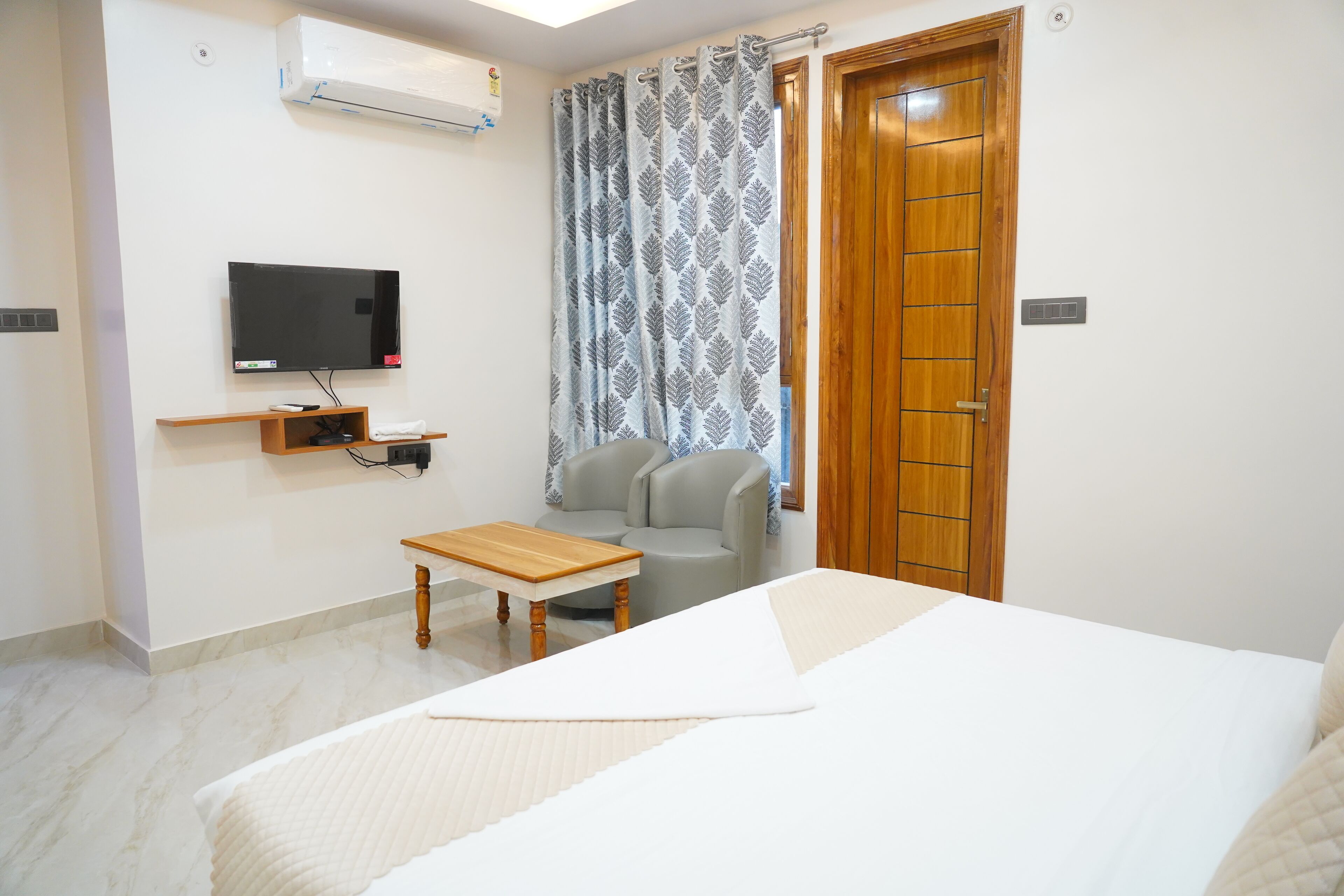 Hotel Blossom Inn