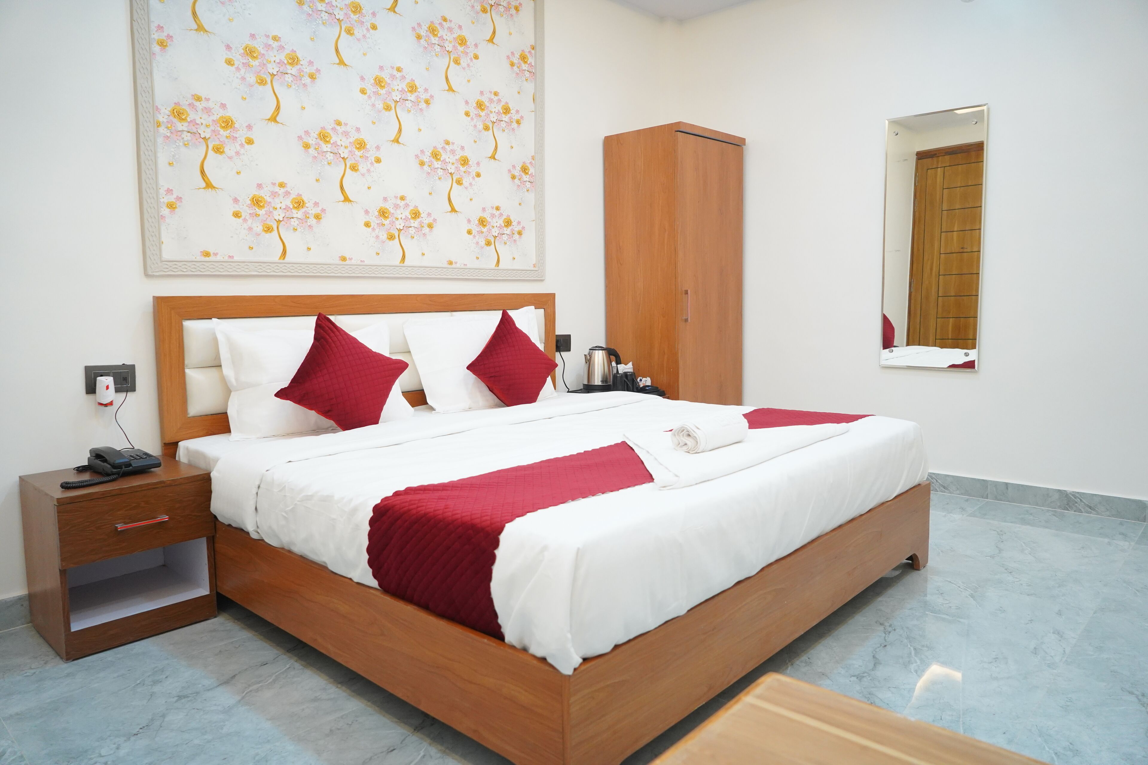 Hotel Blossom Inn