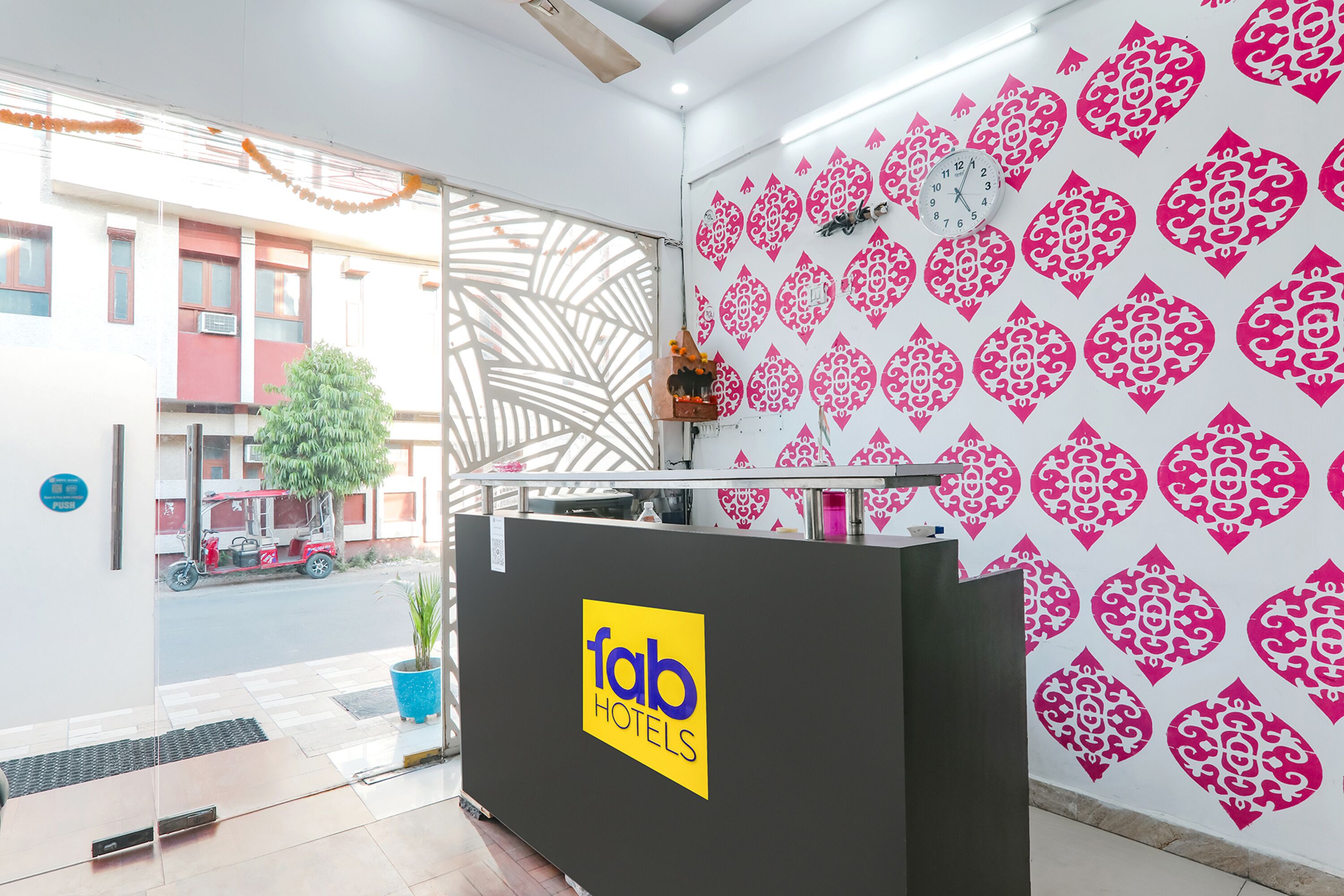 Hotel Happy Mark Inn By Fabexpress