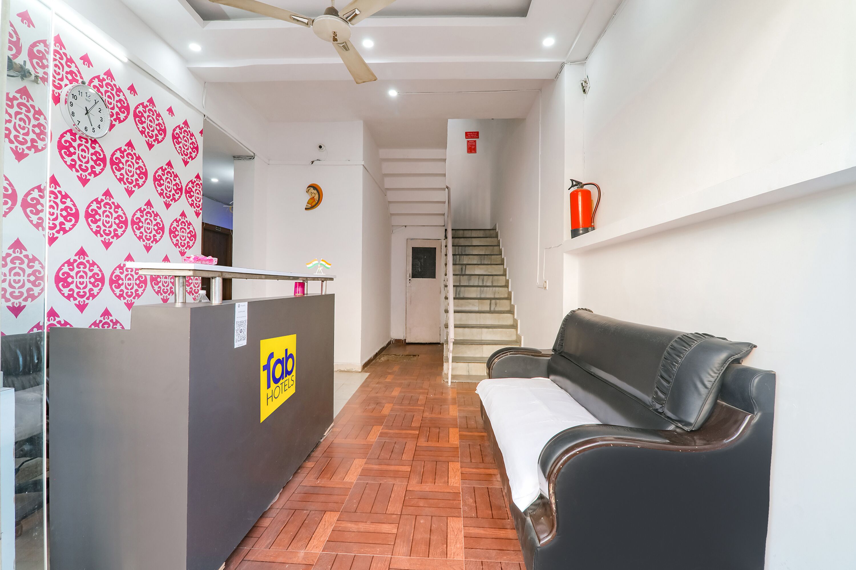 Hotel Happy Mark Inn By Fabexpress