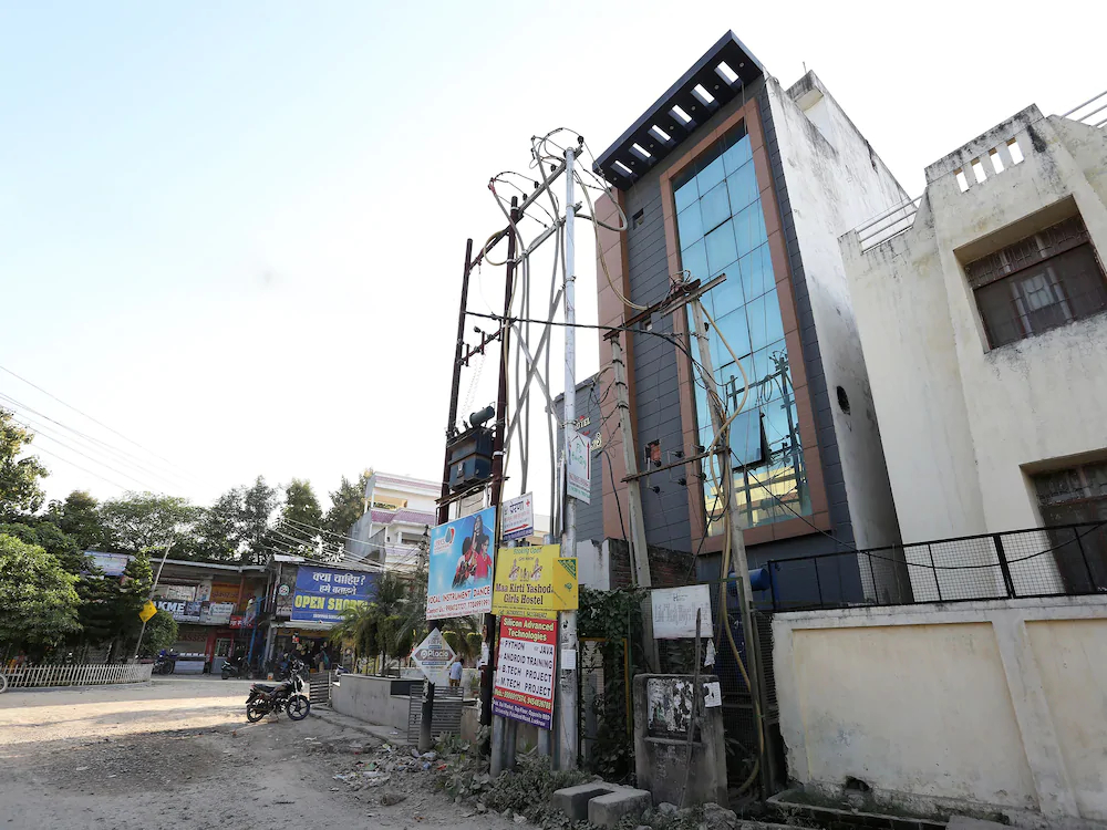 Hotel RP Grand Titanium by OYO Rooms