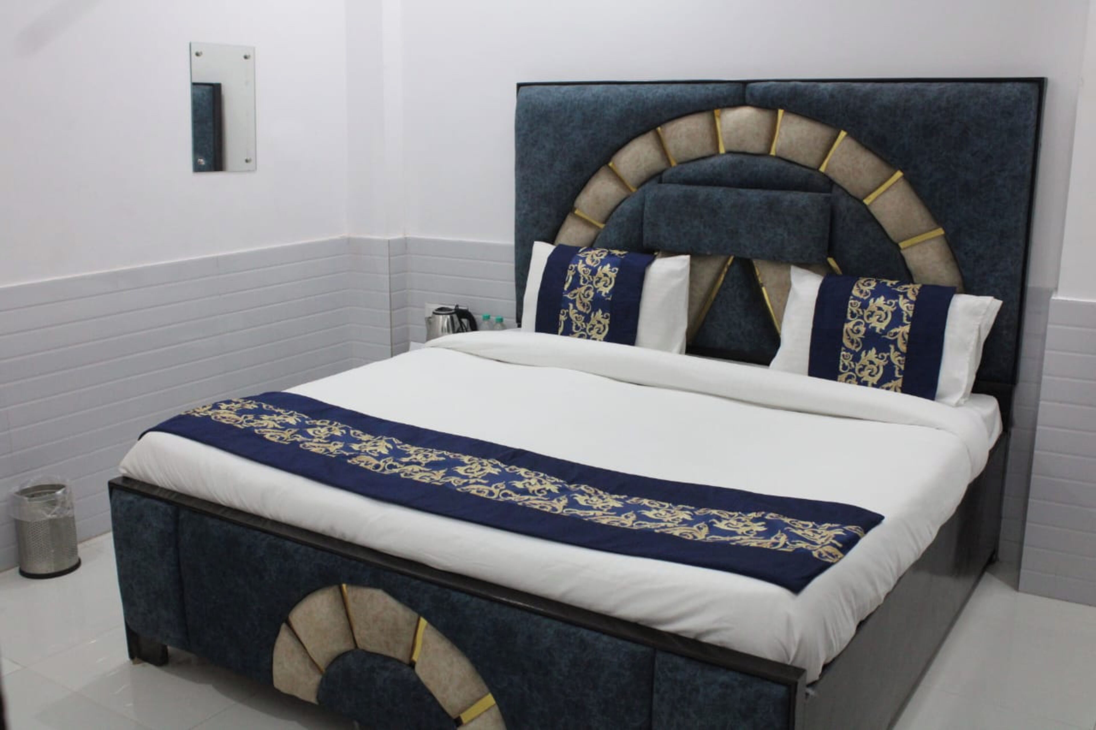 Avexia Kanha Residency