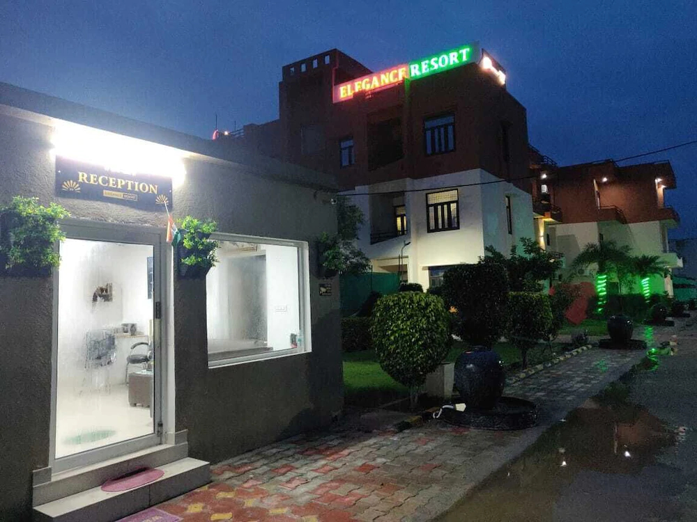 Elegance Resort