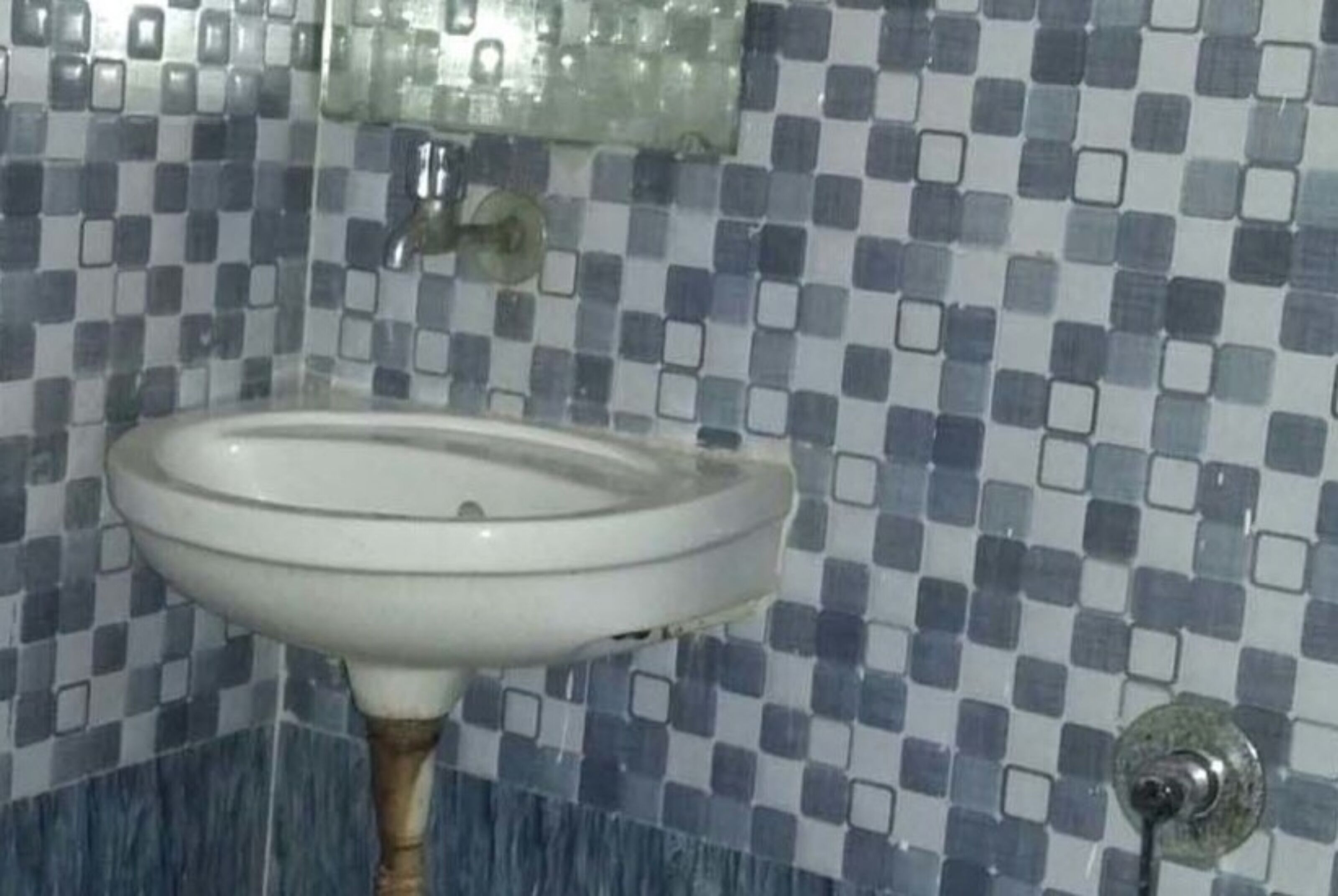 Pushpa Palace Mathura by Goroomgo