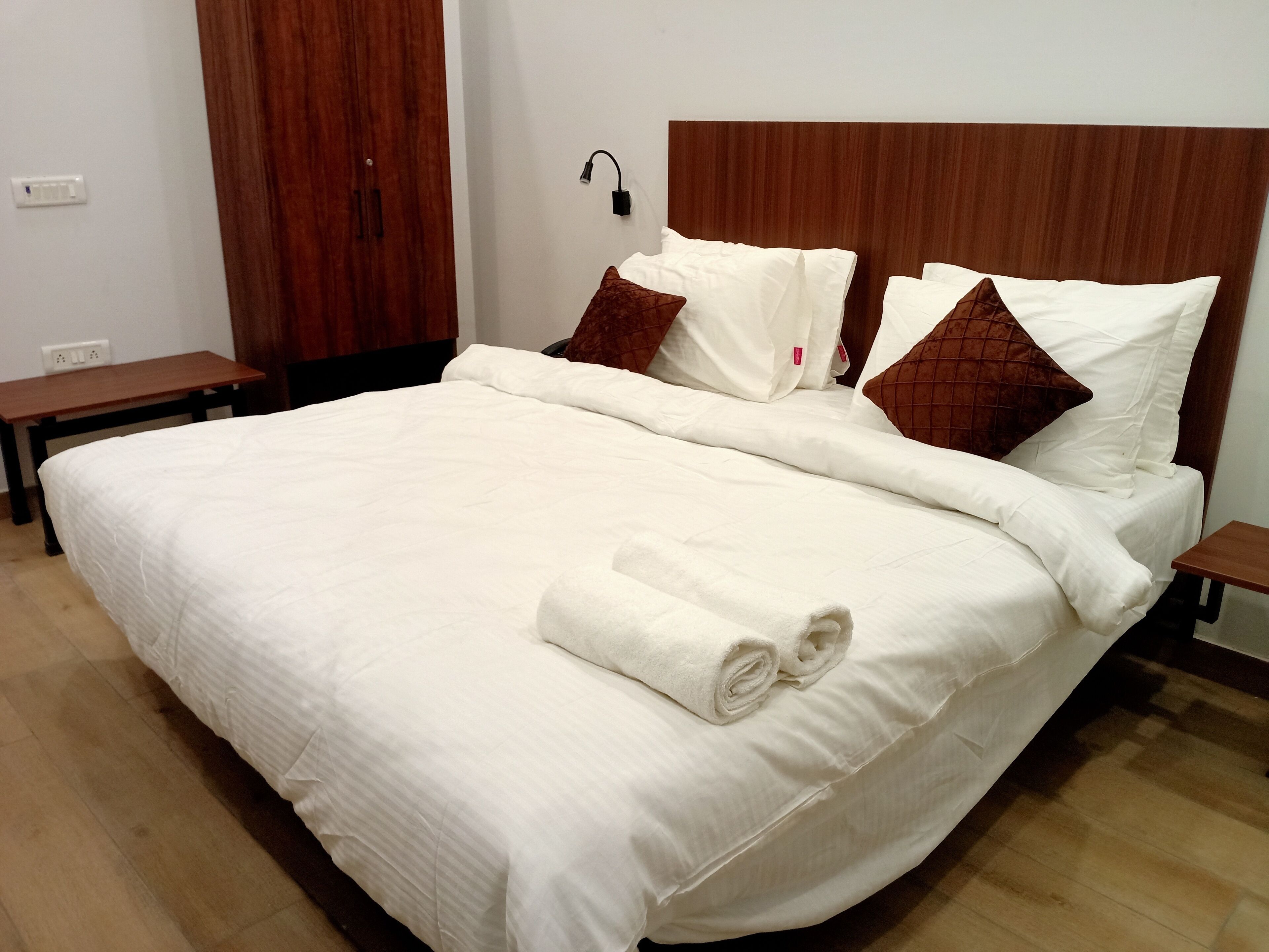 Hotel Admire Inn By F9 Hotels