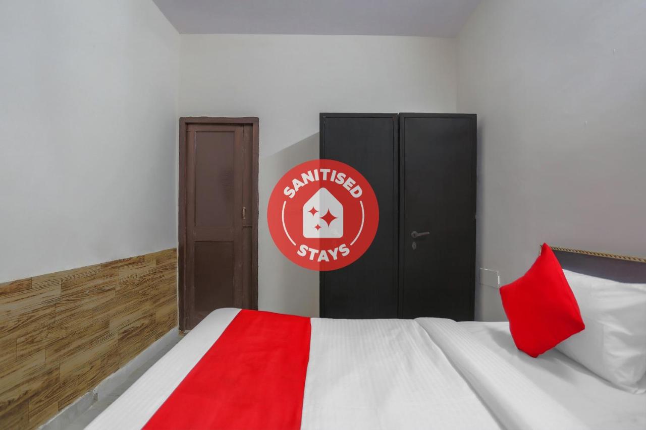 Hello Stay by OYO Rooms