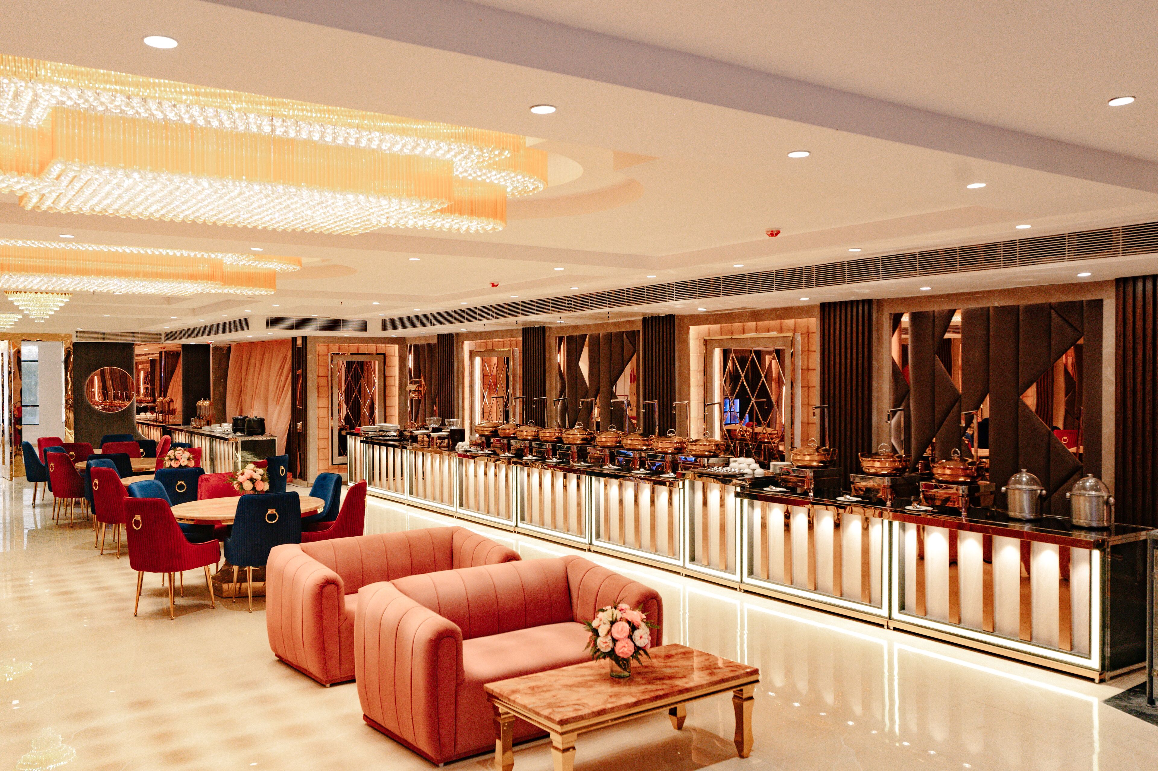 The Eliot Hotel & Banquet