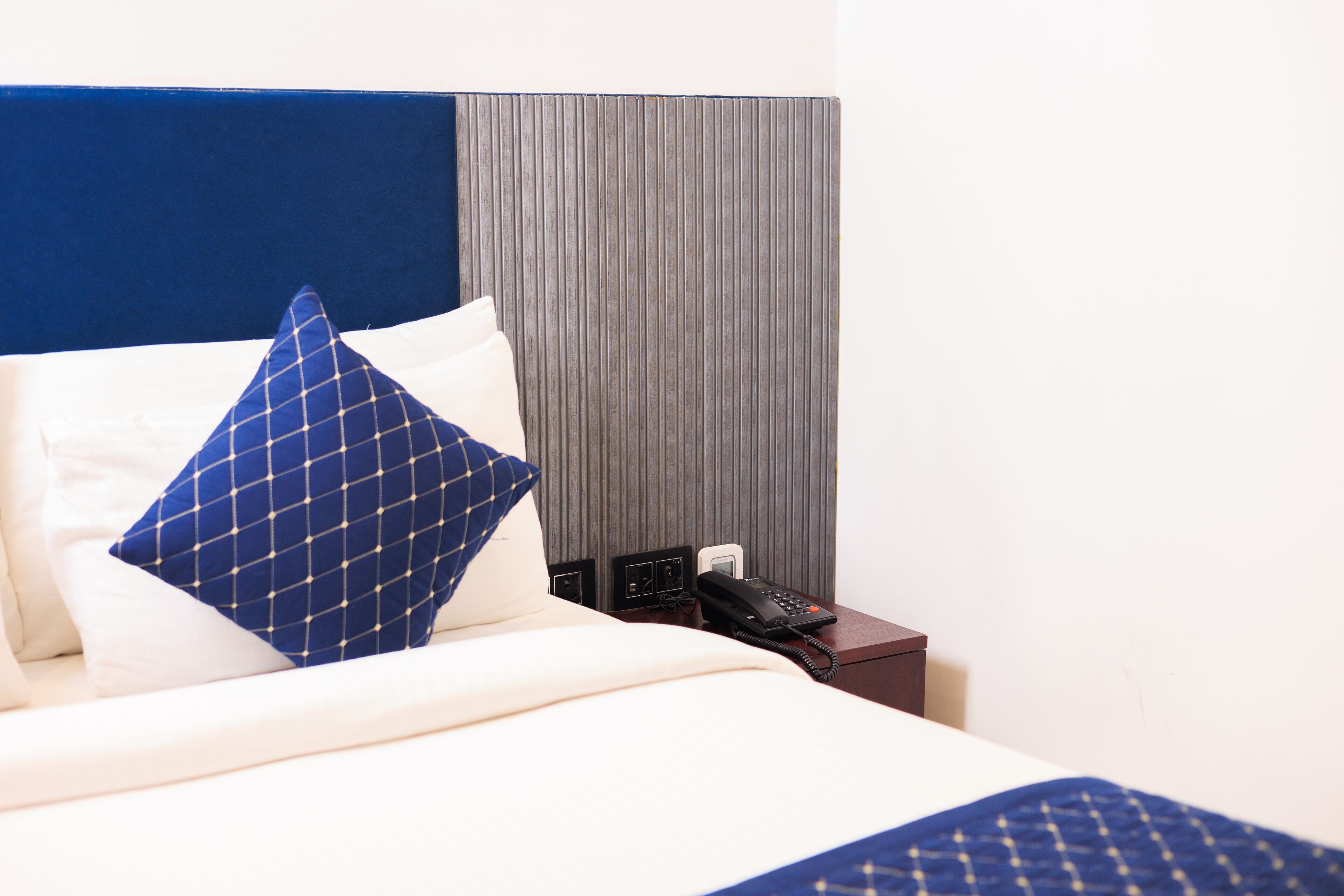 The Eliot Hotel & Banquet