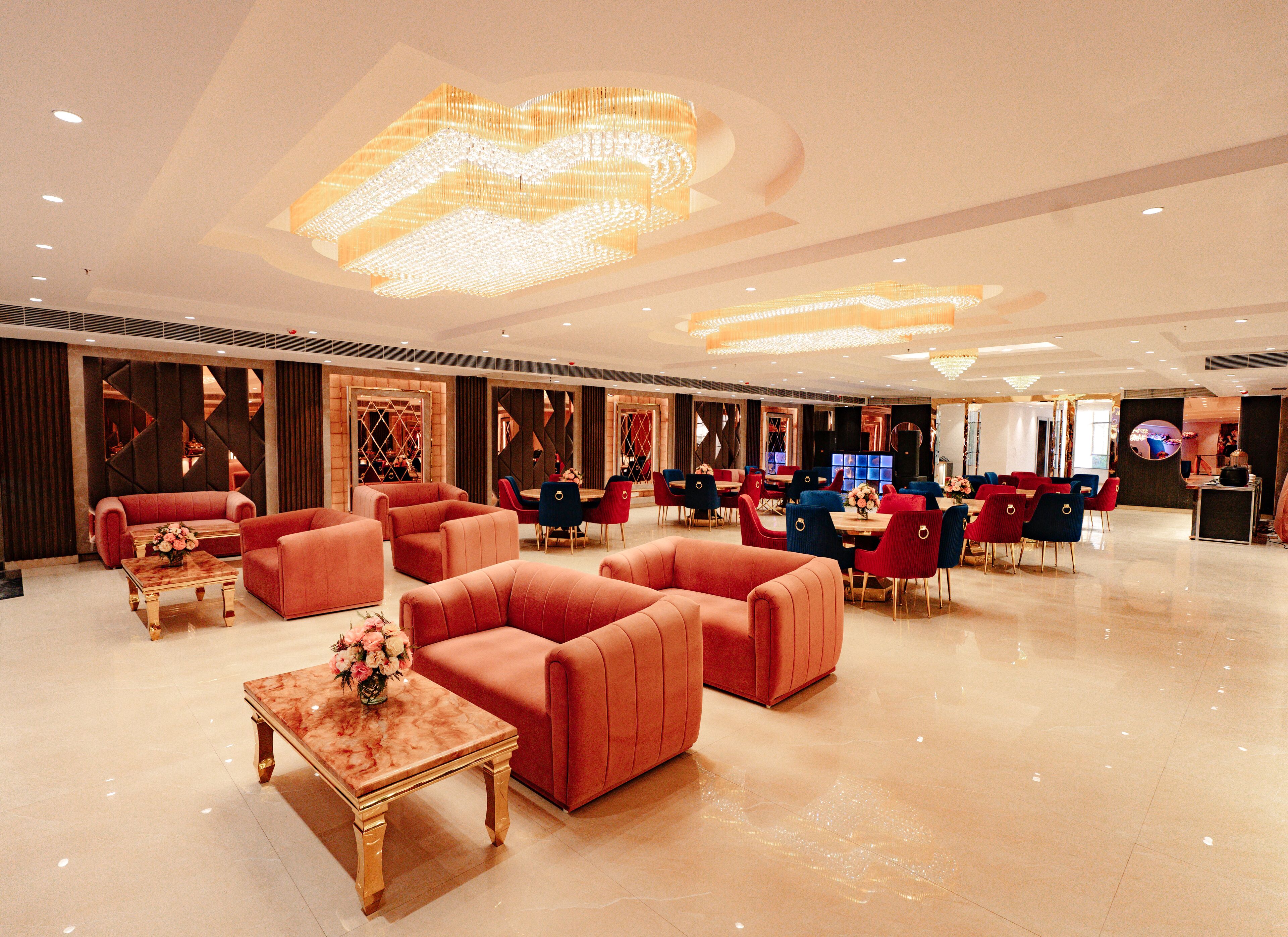 The Eliot Hotel & Banquet