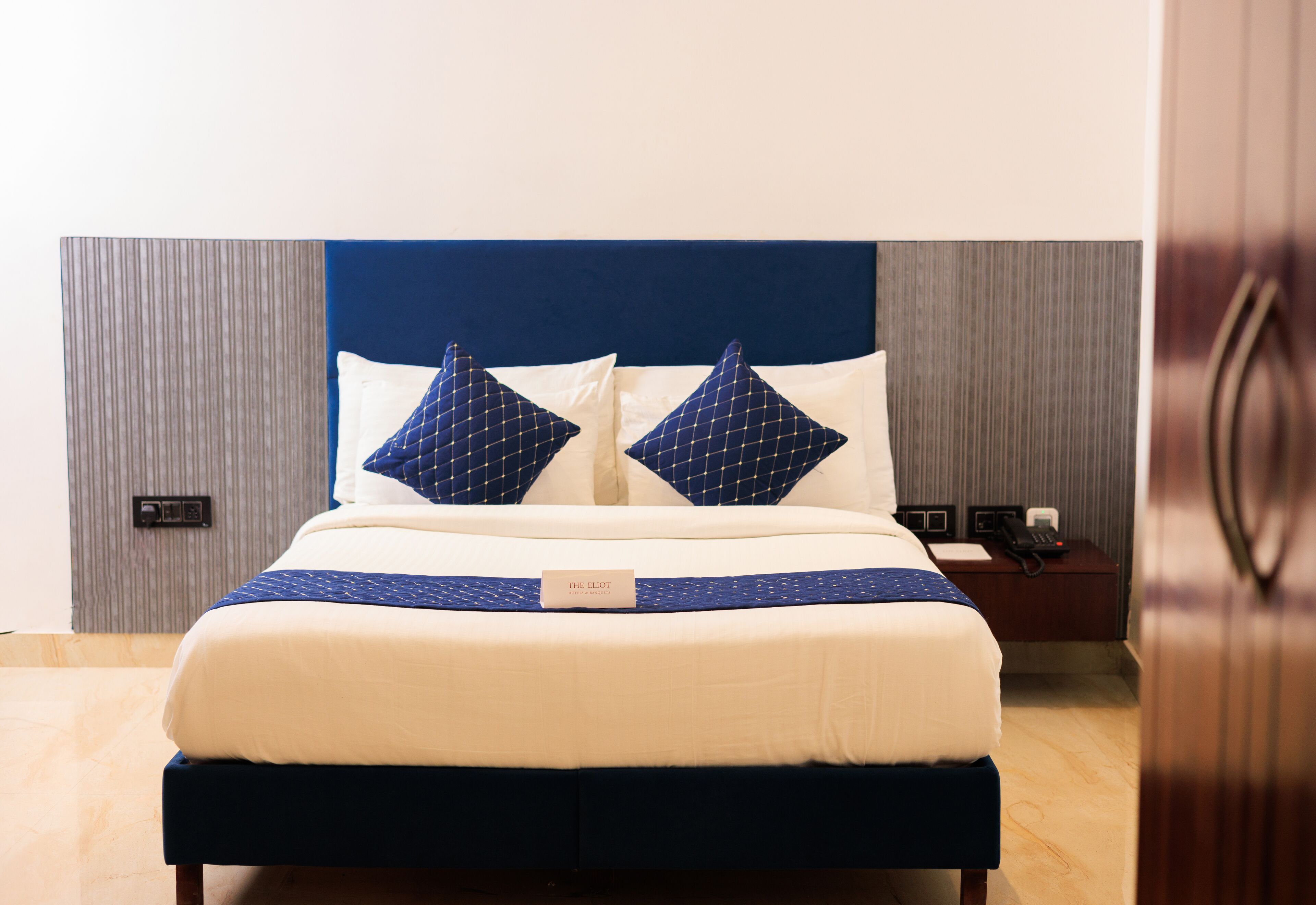 The Eliot Hotel & Banquet