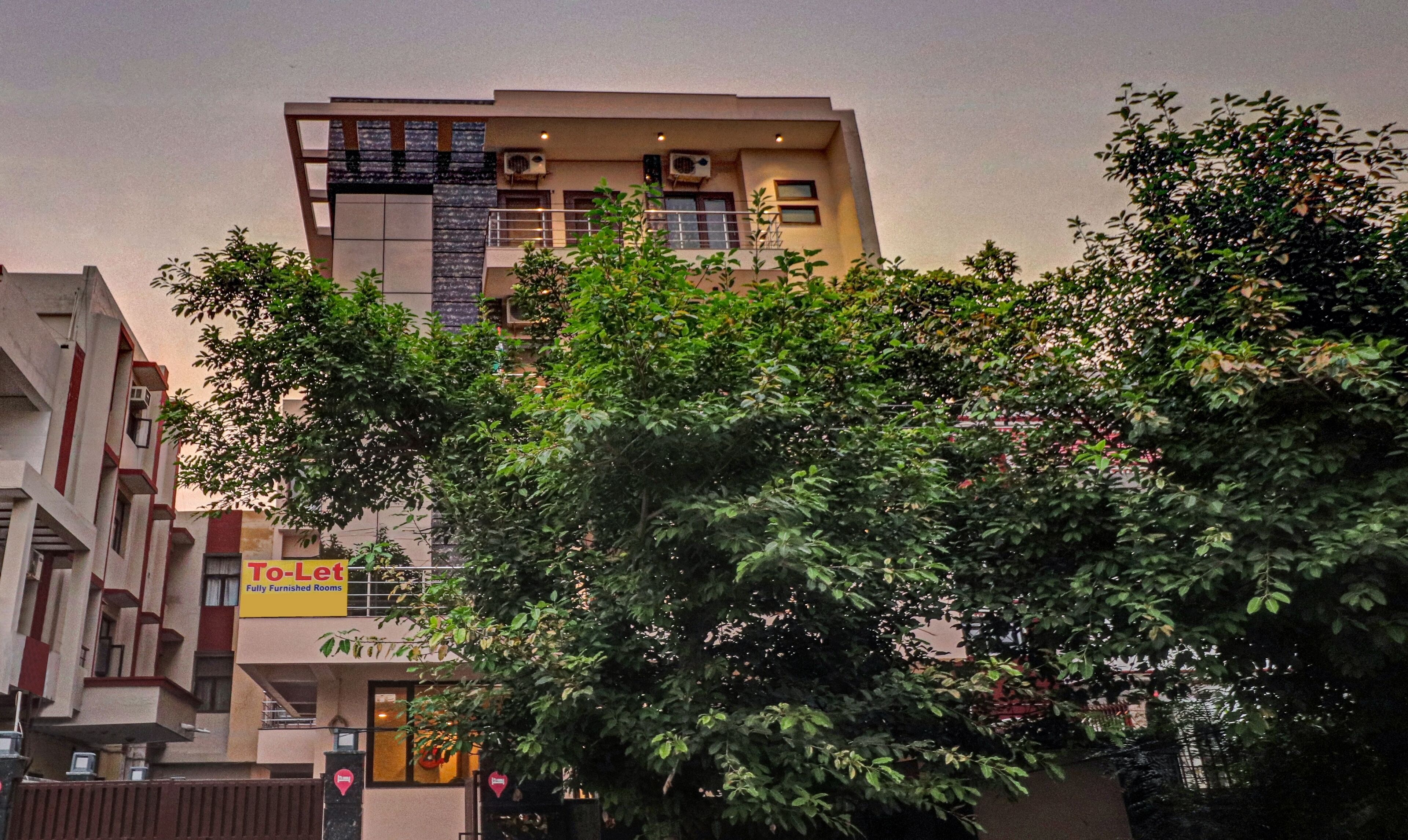 Treebo Trip Golden Divine Inn