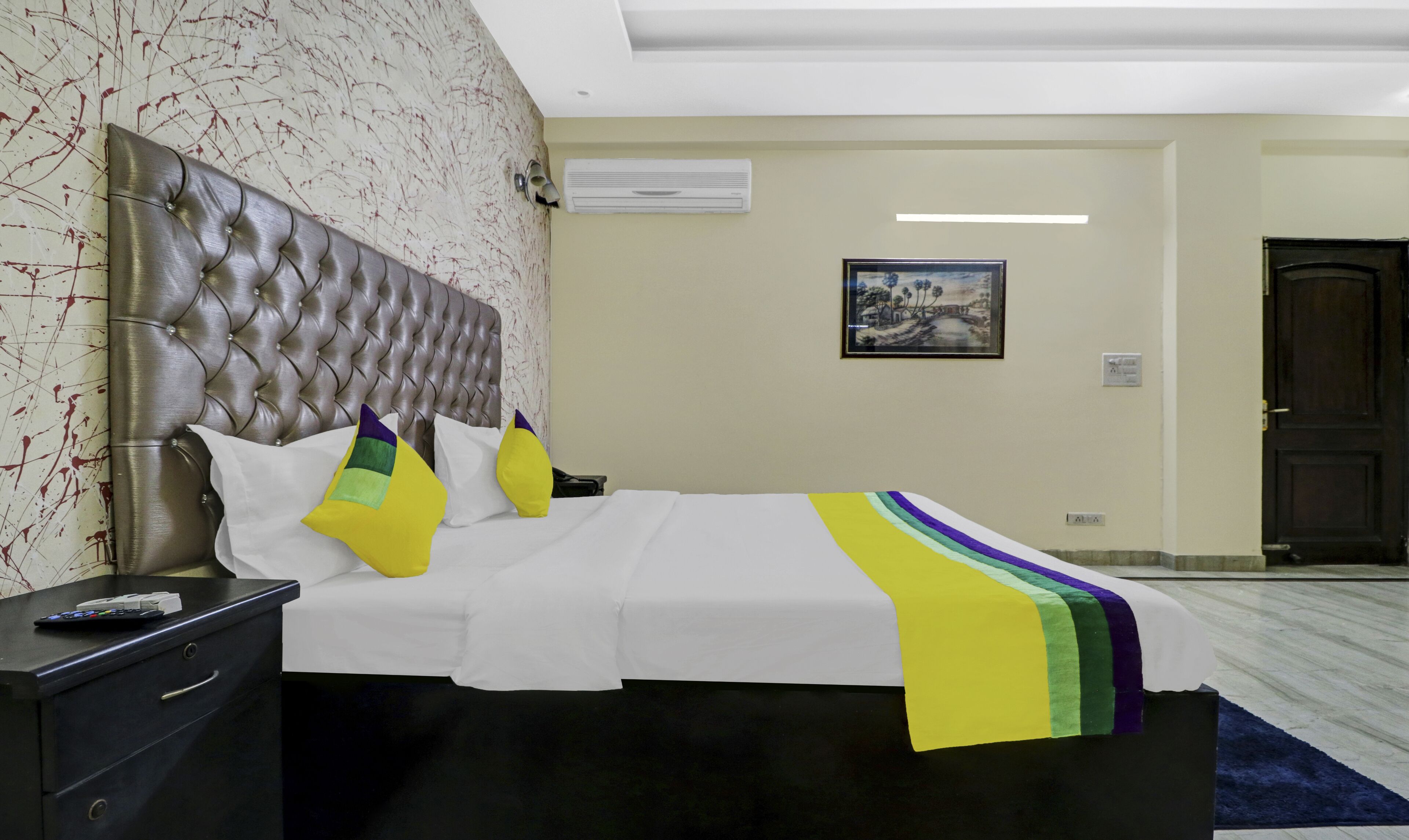 Treebo Trip Hm Palace