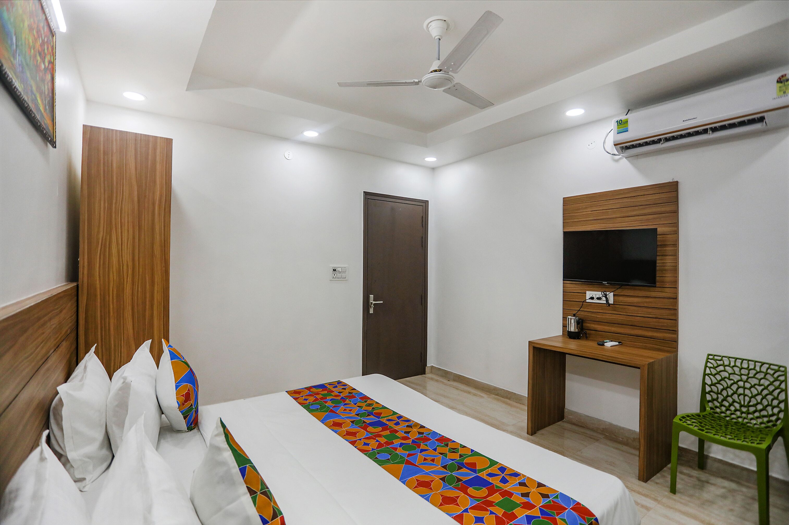 Unique Stay by FabHotel