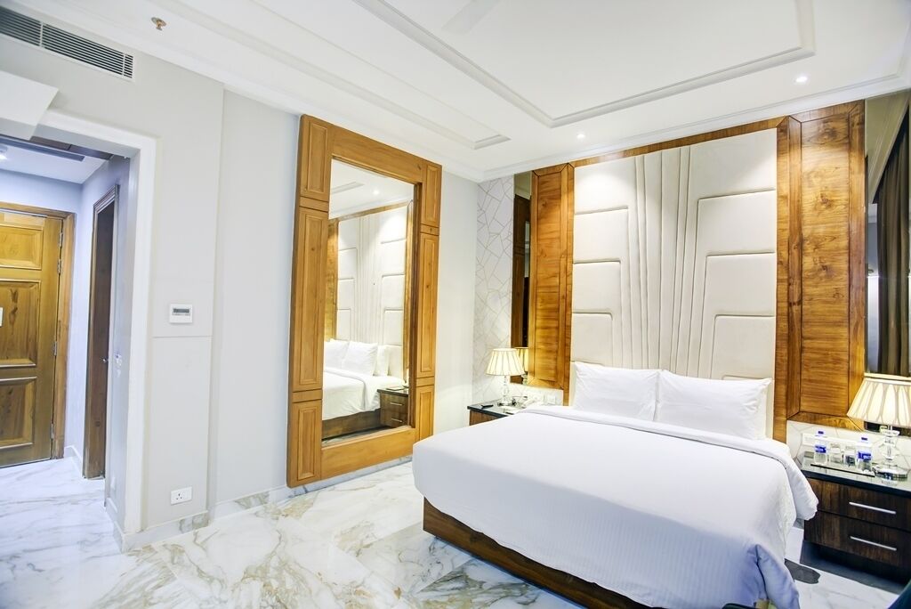 Sarovar Portico Saharanpur