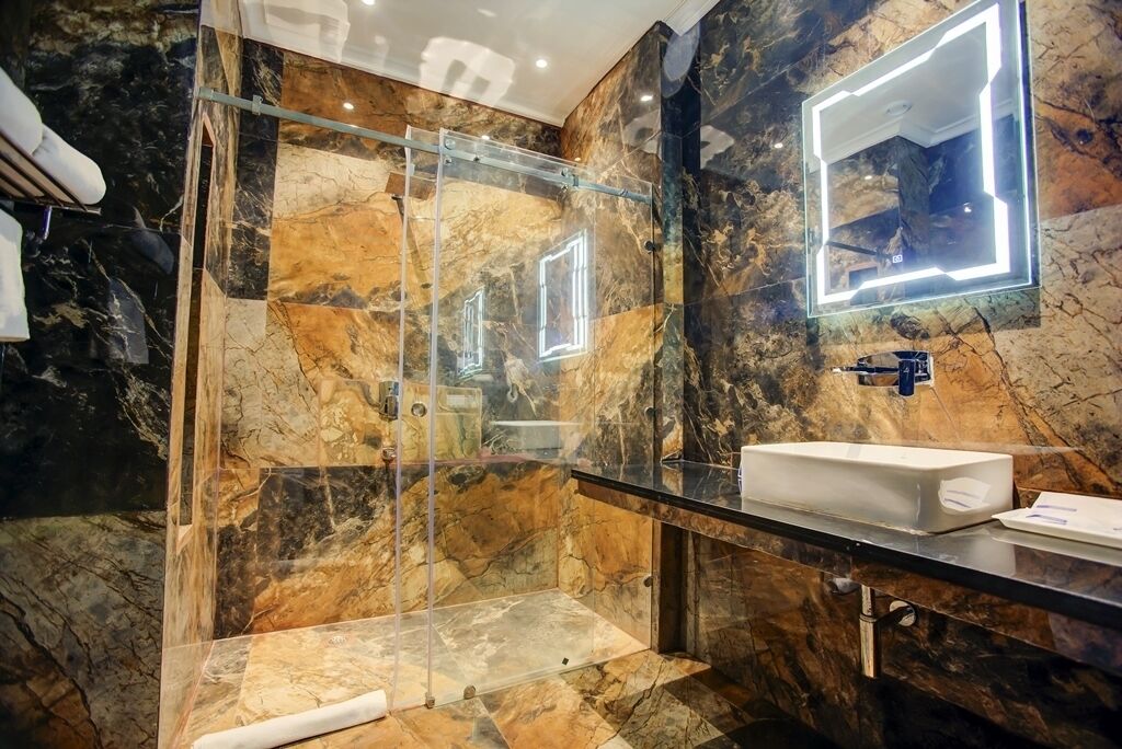 Sarovar Portico Saharanpur