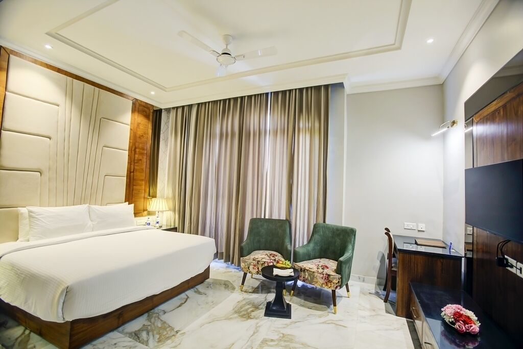 Sarovar Portico Saharanpur