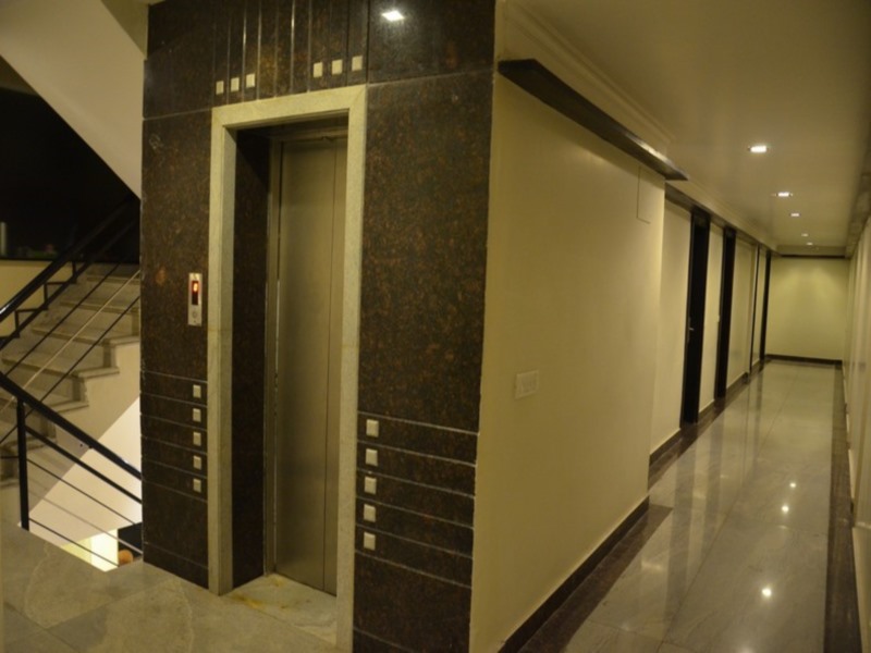 Hotel The Sapphire Grand