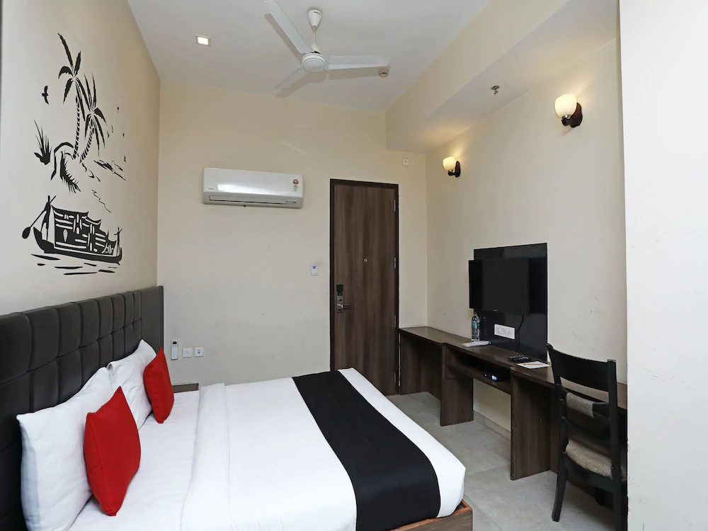 Jade Inn Hotel by OYO Rooms