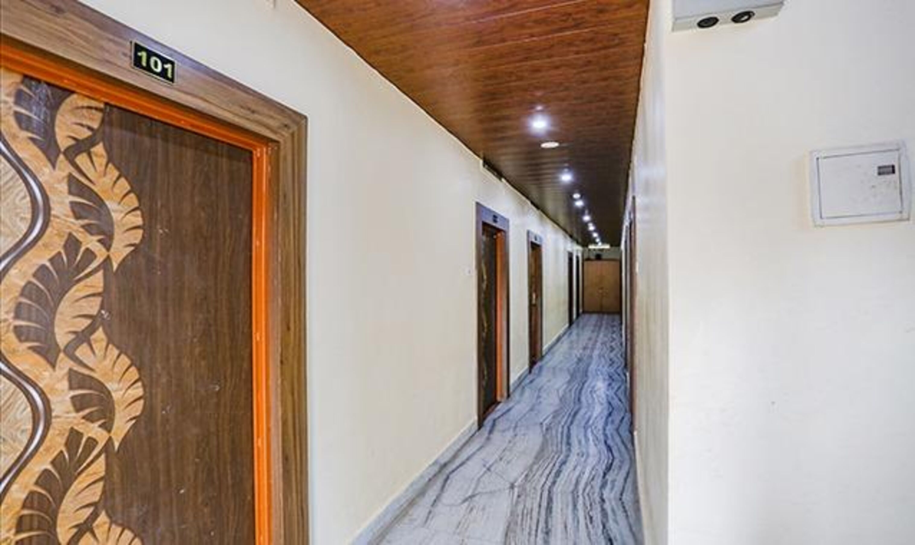 Shivam Palace By Fabhotel