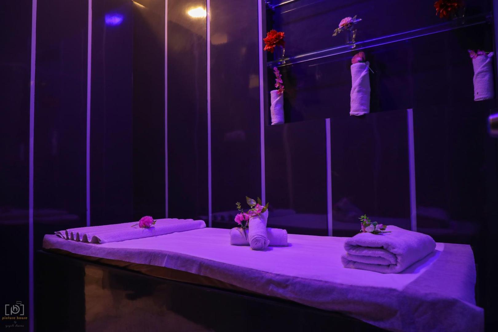 Hotel Idhayan Palace