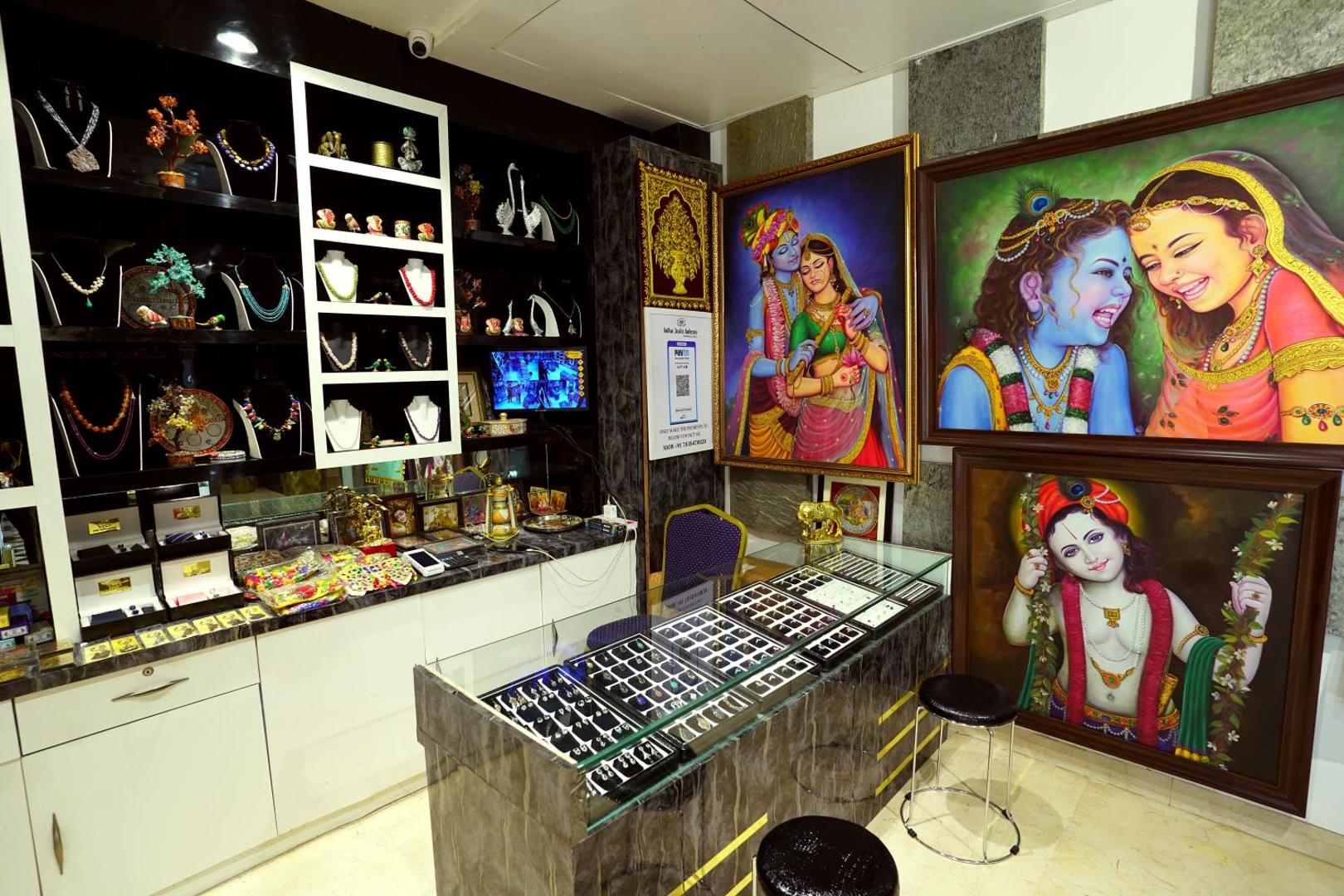 Hotel Idhayan Palace