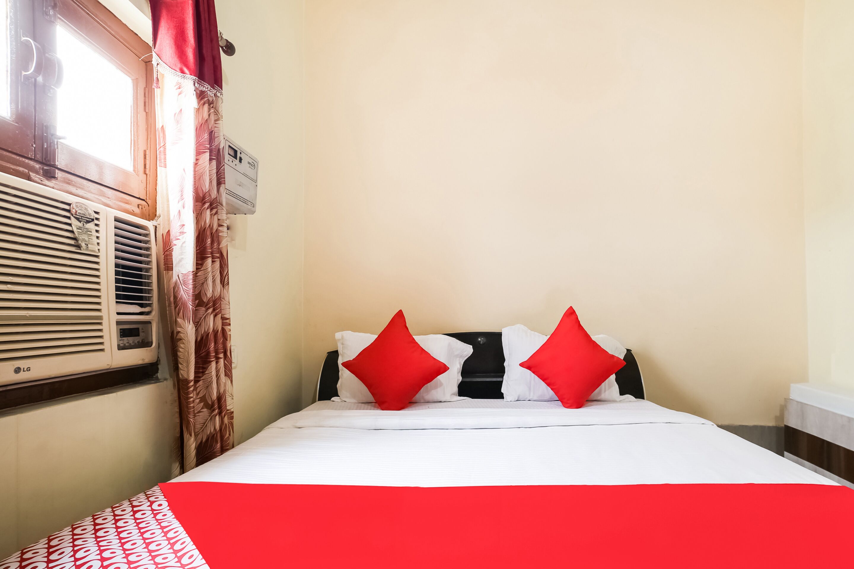 Muni ji Restaurant & Hotel by OYO Rooms