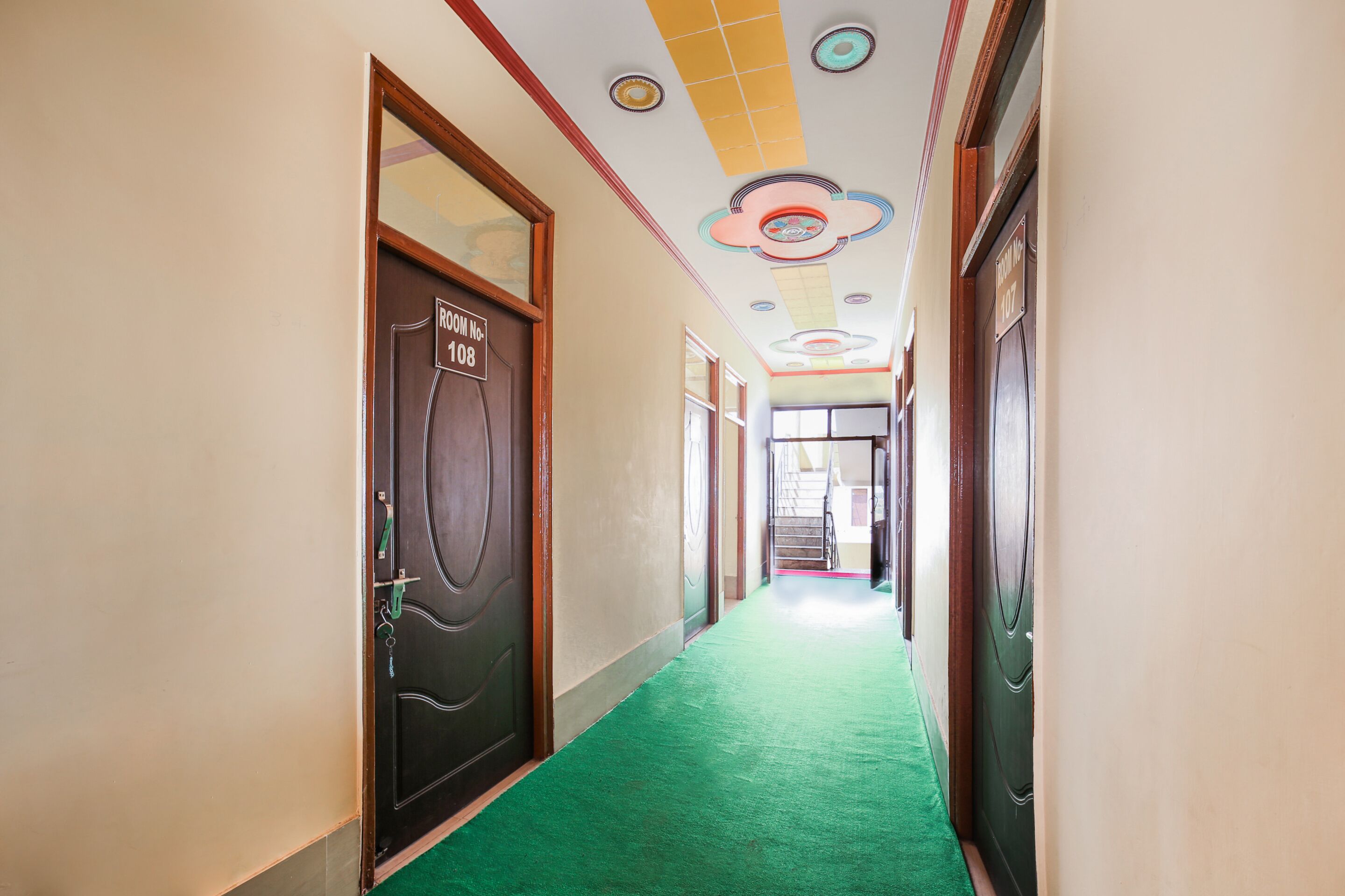 Muni ji Restaurant & Hotel by OYO Rooms