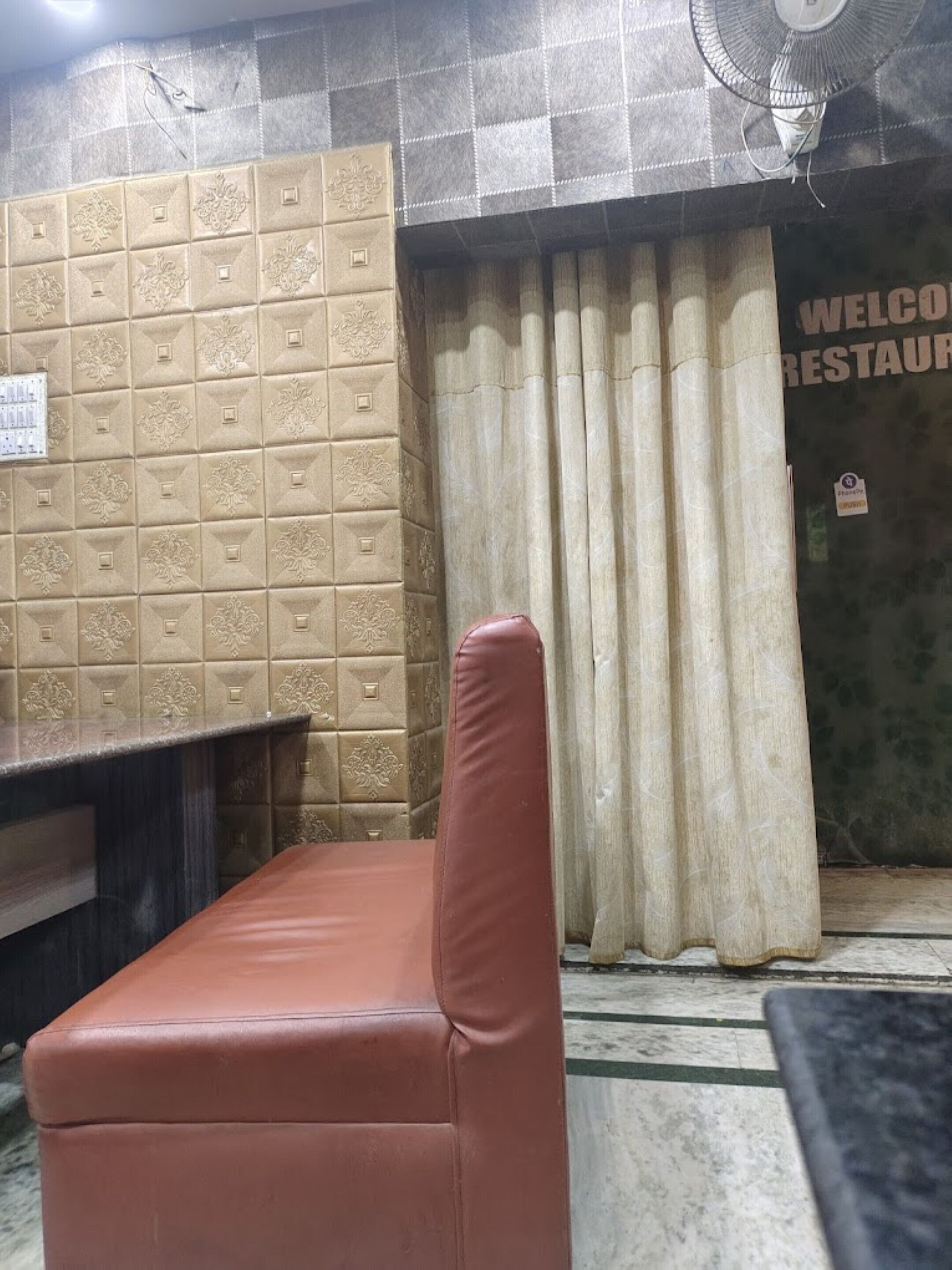 Hotel Aheli & Restaurant