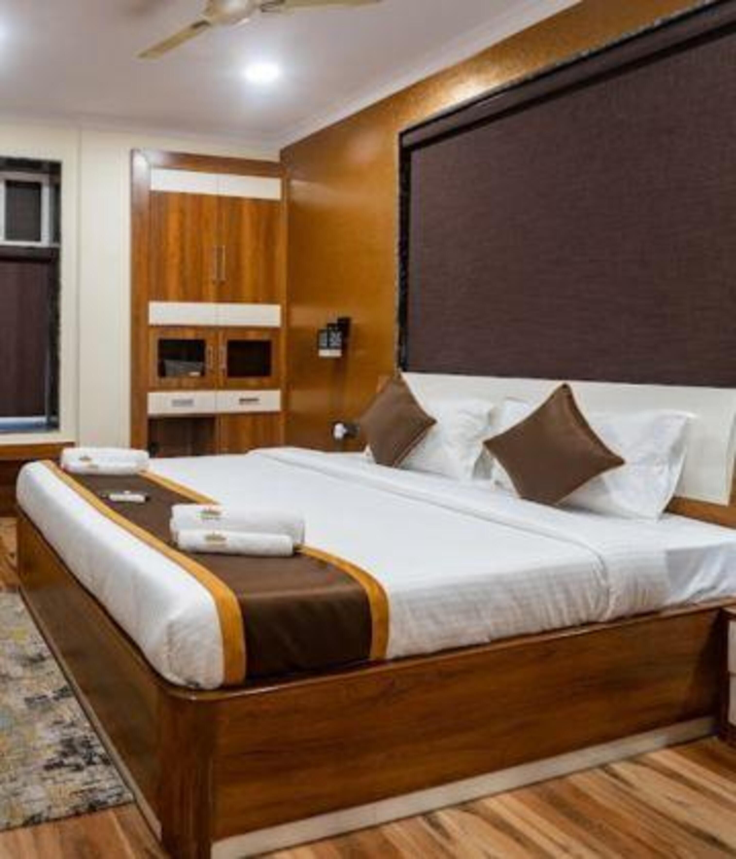 Prime Tiyara Inn By FabHotels