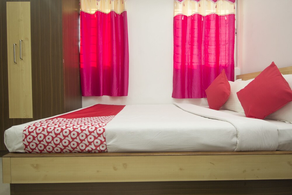 Mahalaxmi By OYO Rooms