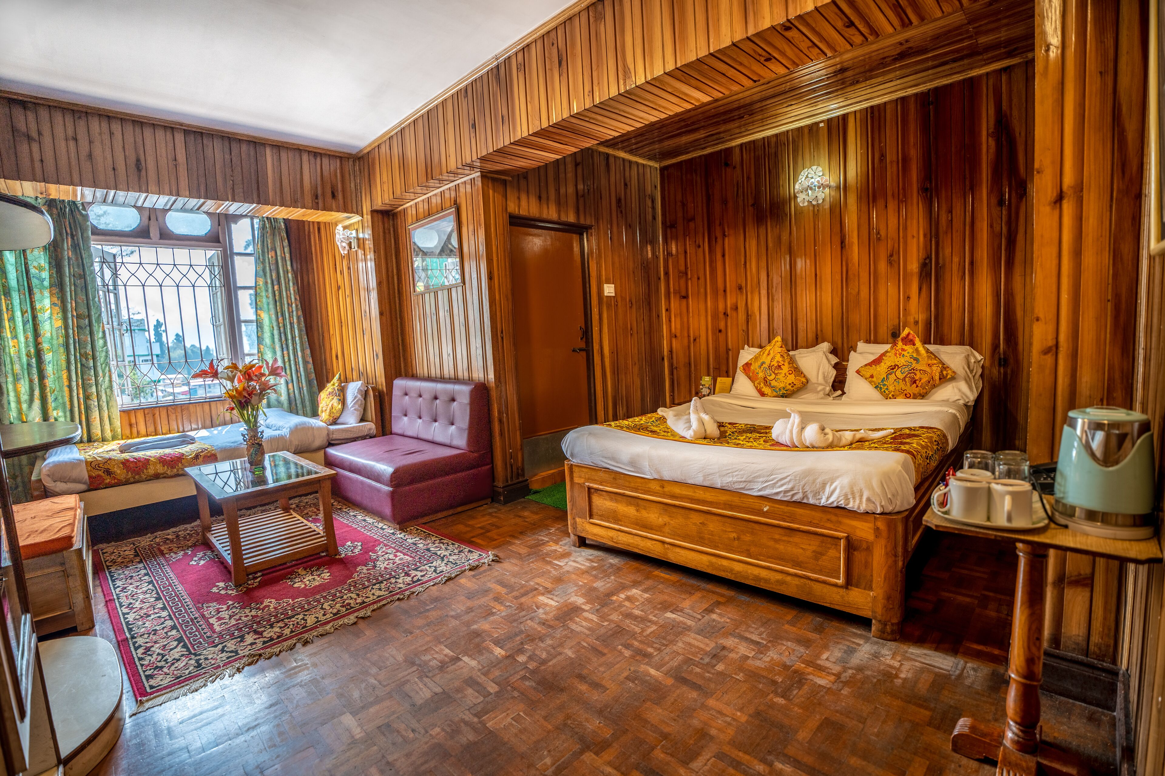 Fennel Hotel Red Rose