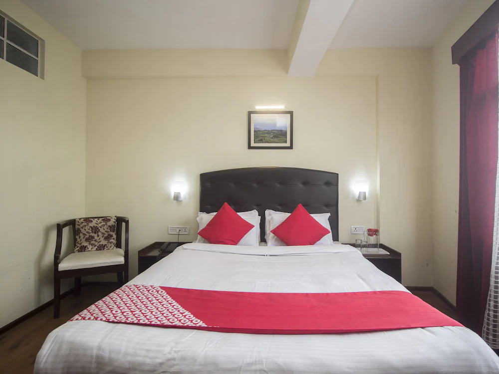 Hotel Sandrup by OYO Rooms
