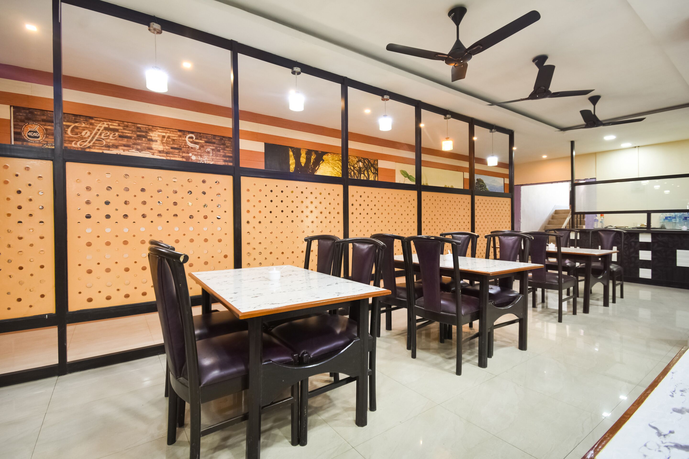 Akash Guest House by OYO Rooms