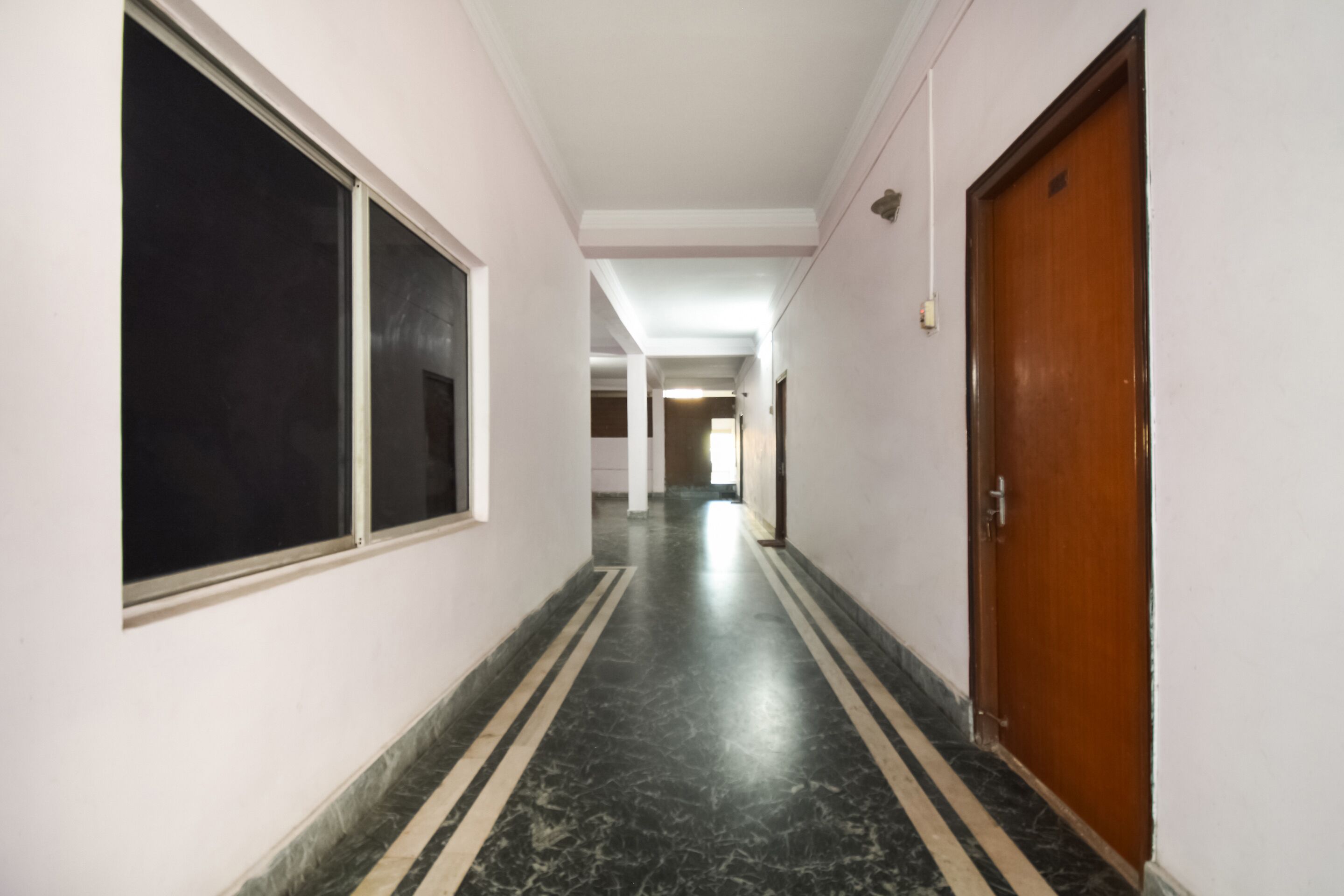 Akash Guest House by OYO Rooms