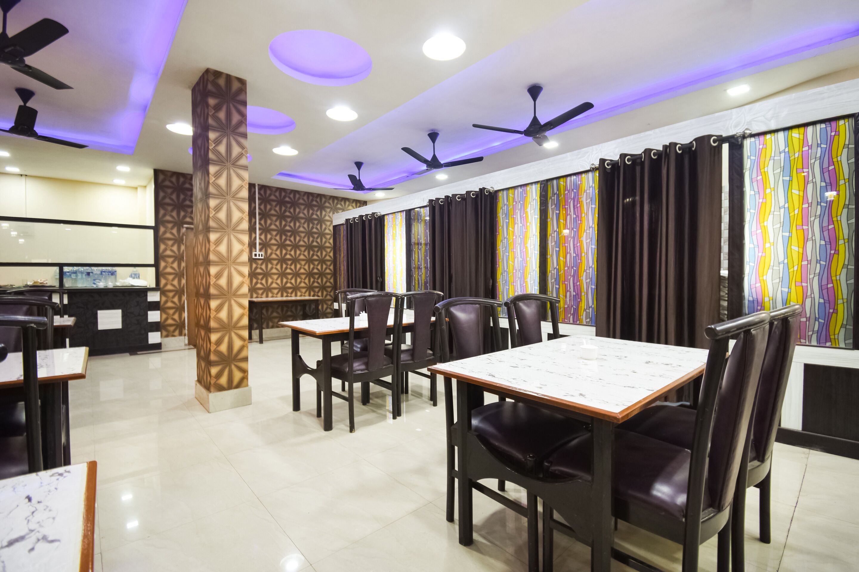 Akash Guest House by OYO Rooms